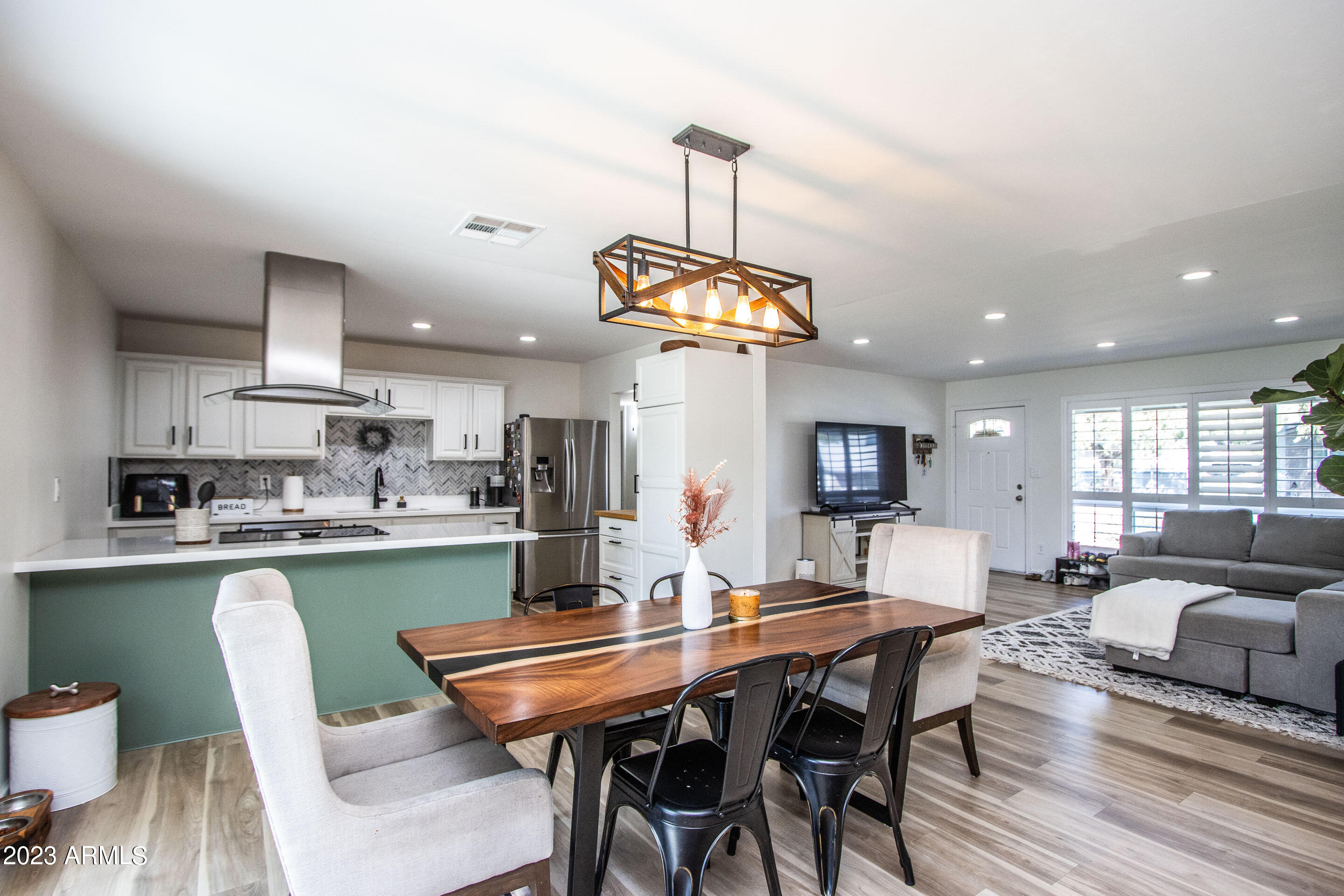 8349 E CYPRESS Street