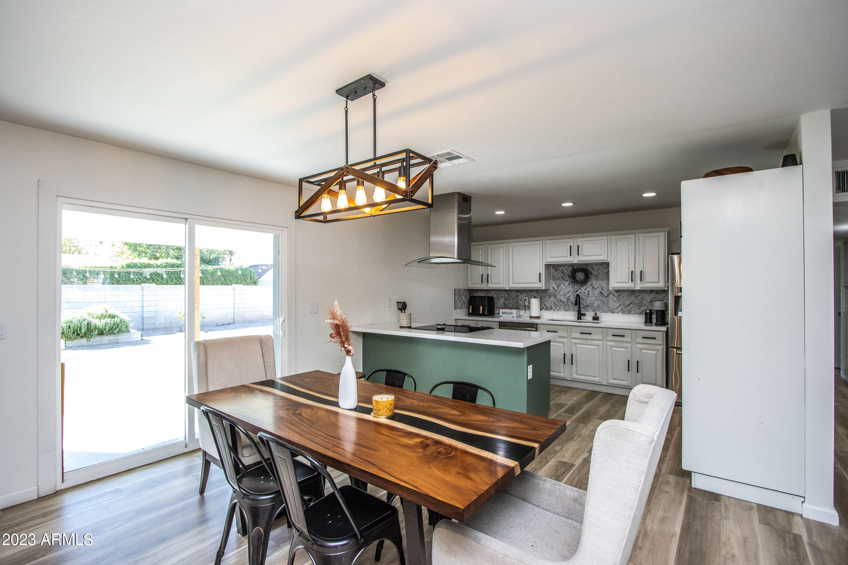 8349 E CYPRESS Street