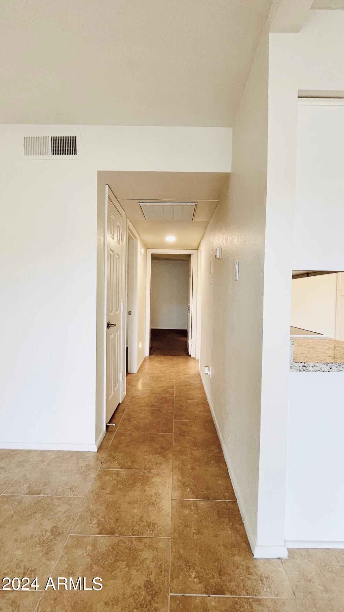 3810 N MARYVALE Parkway, 1068
