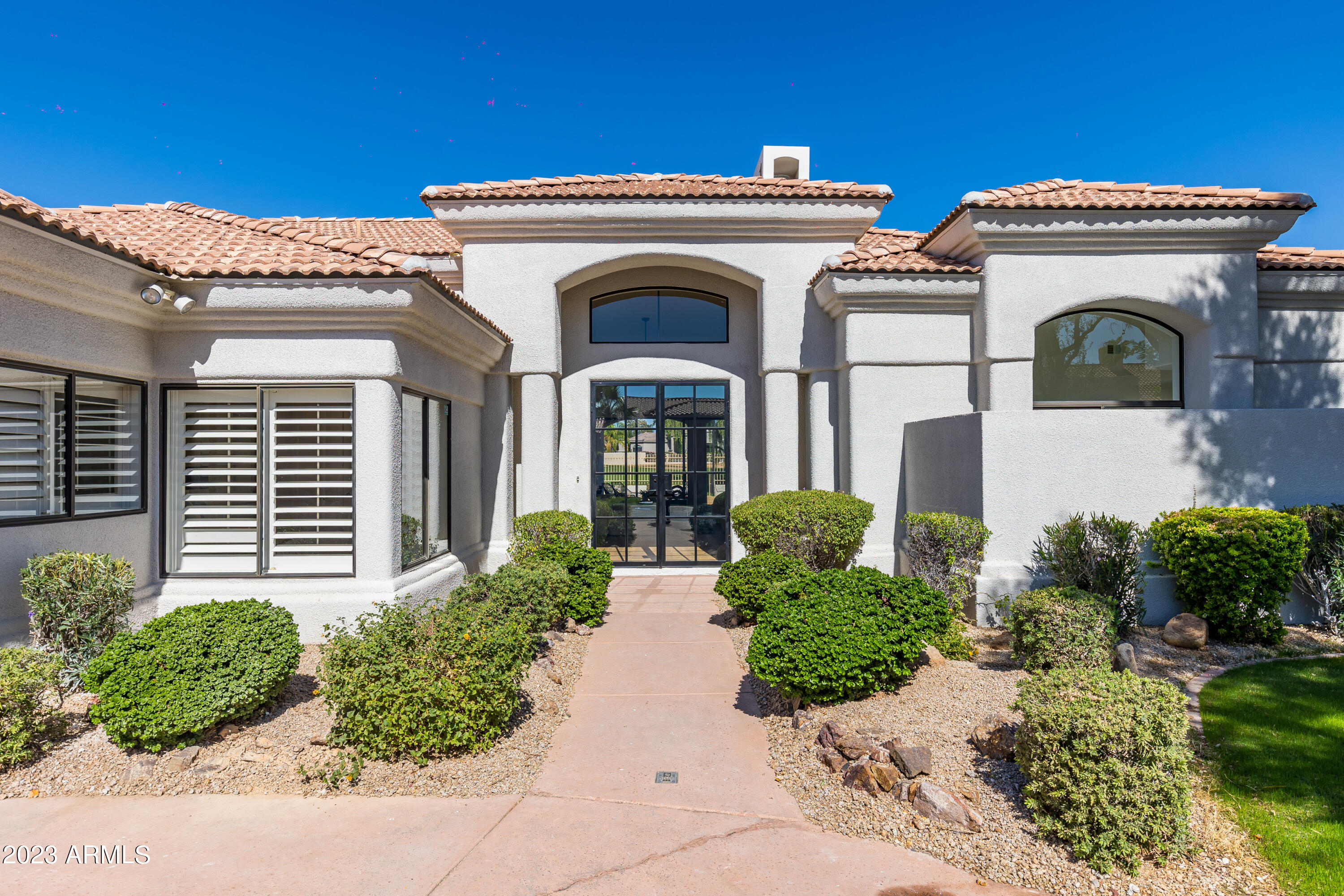 8184 E JENAN Drive