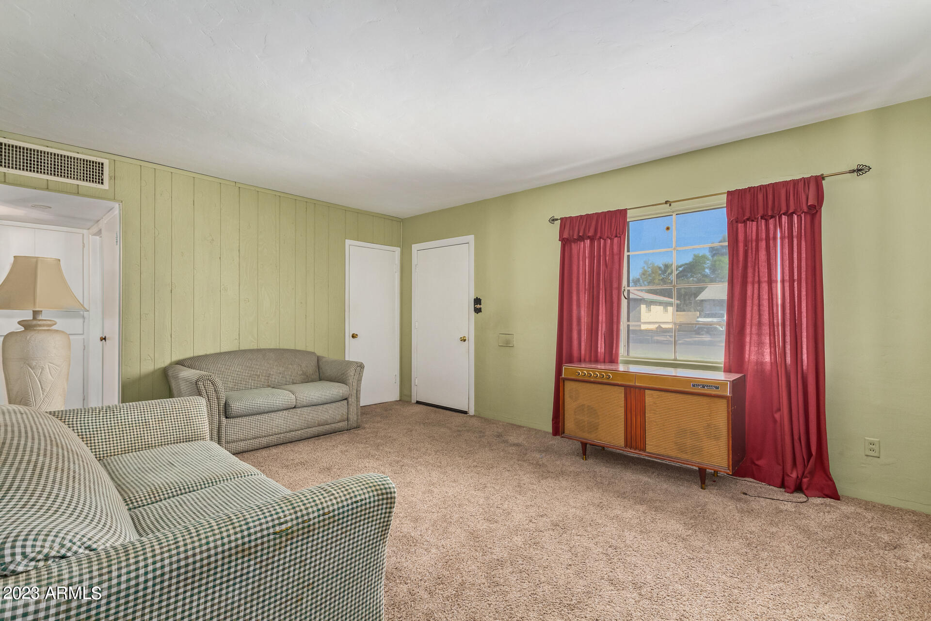 2826 N 33RD Street