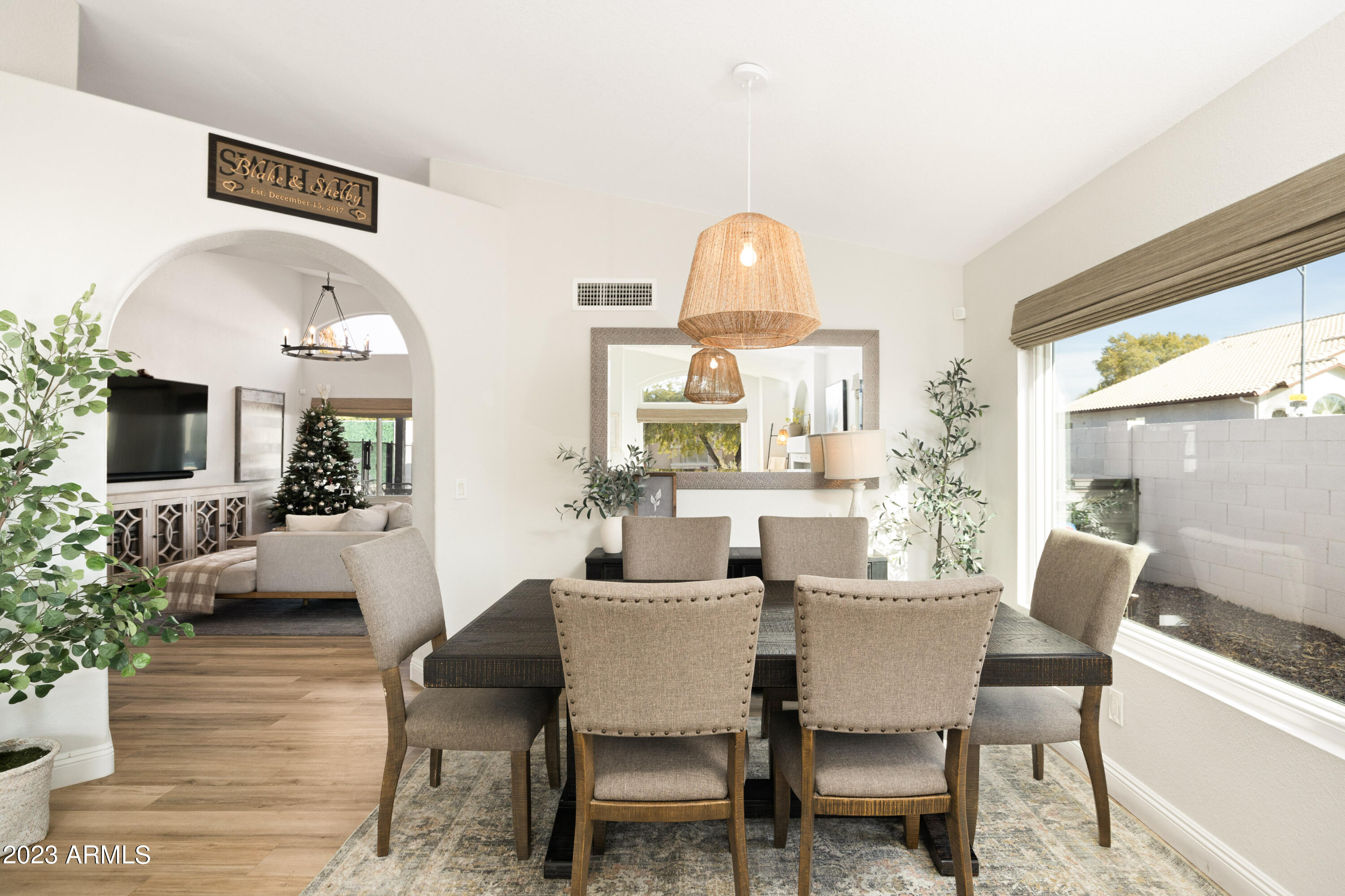 5742 E GELDING Drive