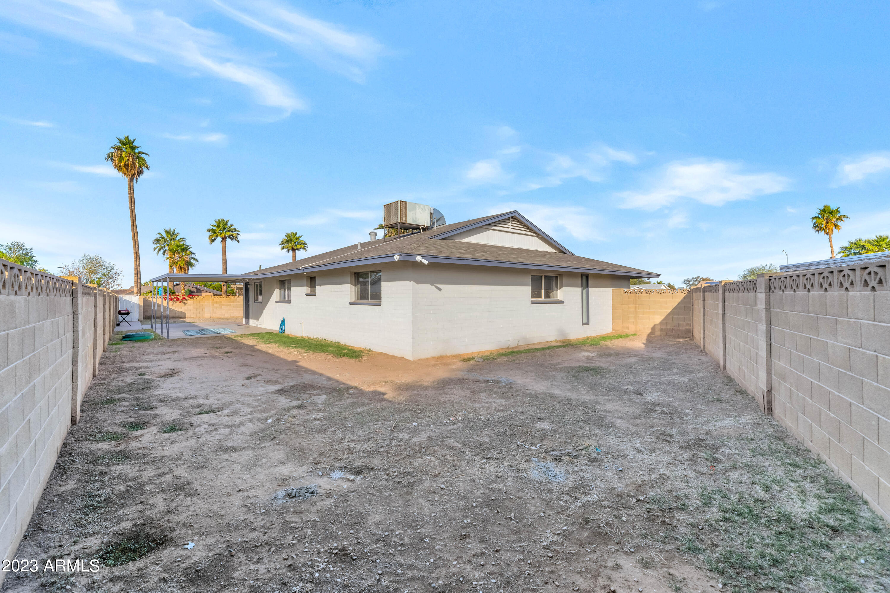 3543 W MERCER Lane