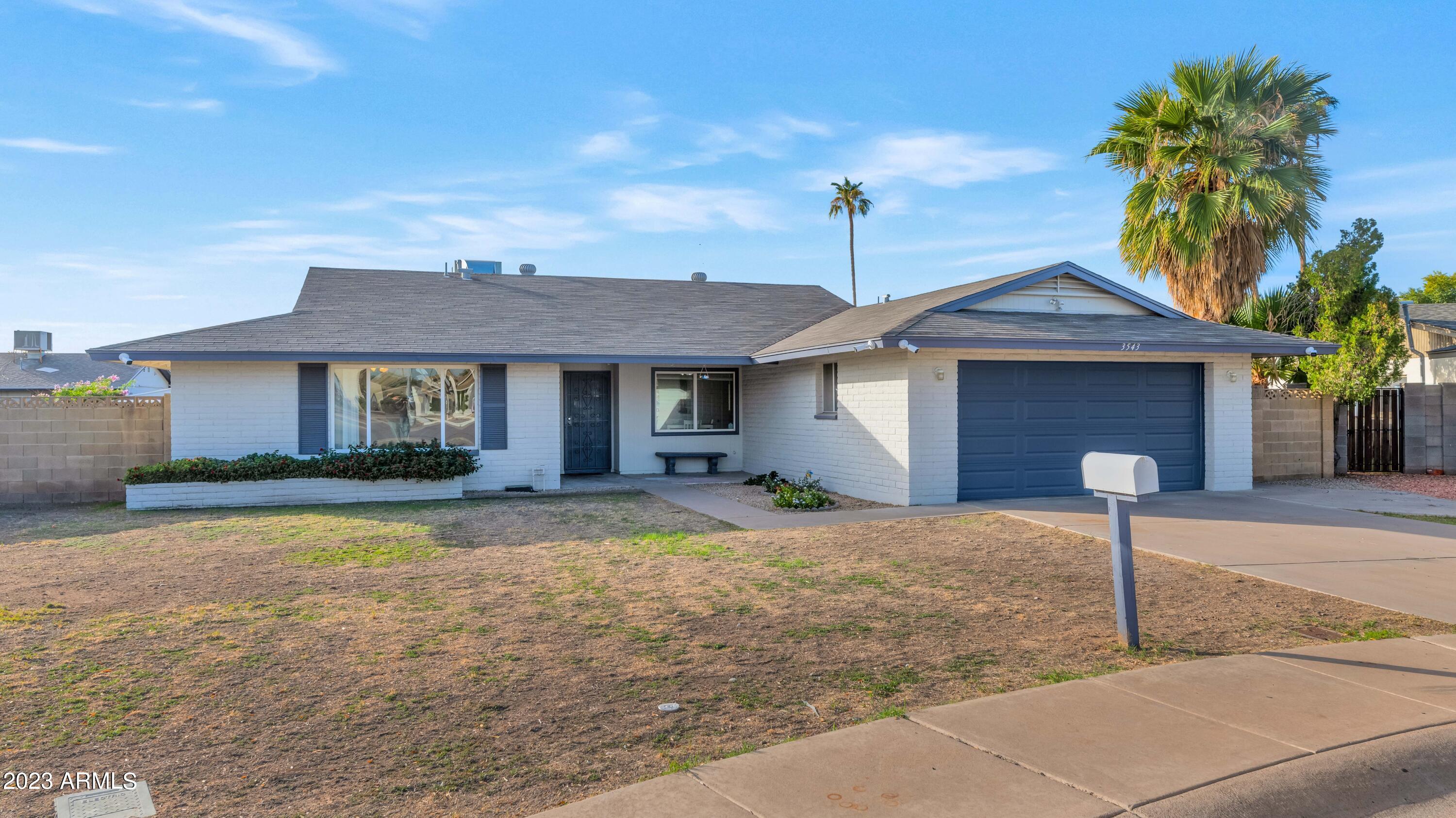 3543 W MERCER Lane