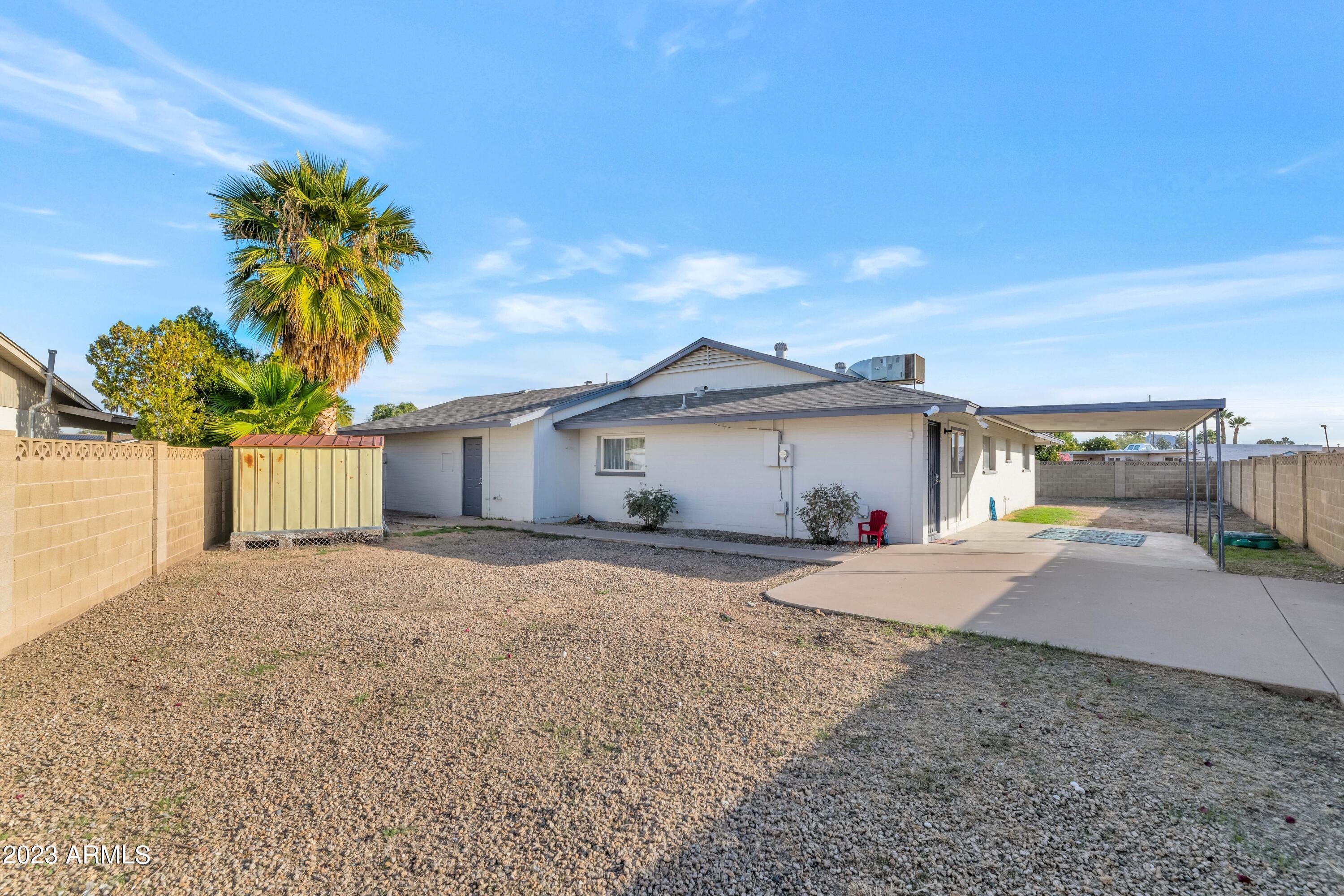 3543 W MERCER Lane