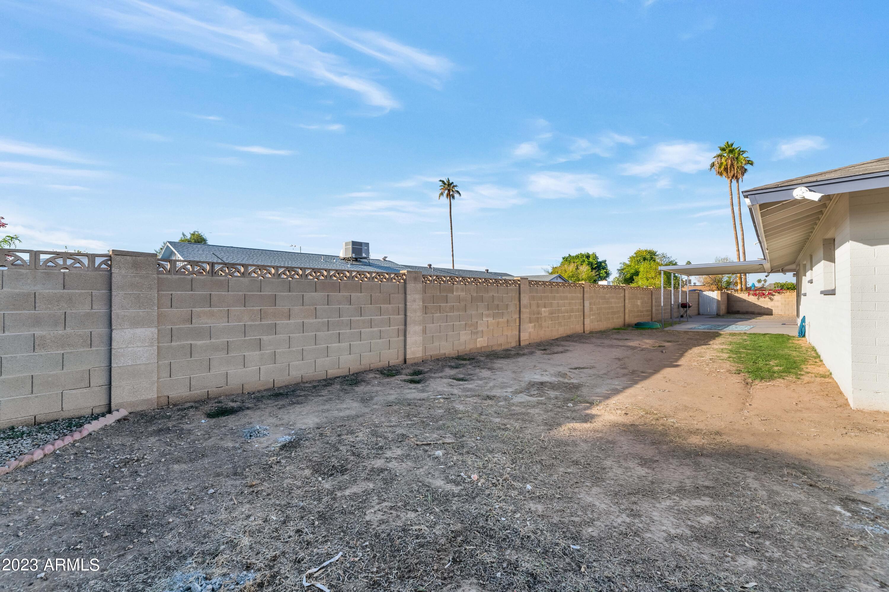 3543 W MERCER Lane