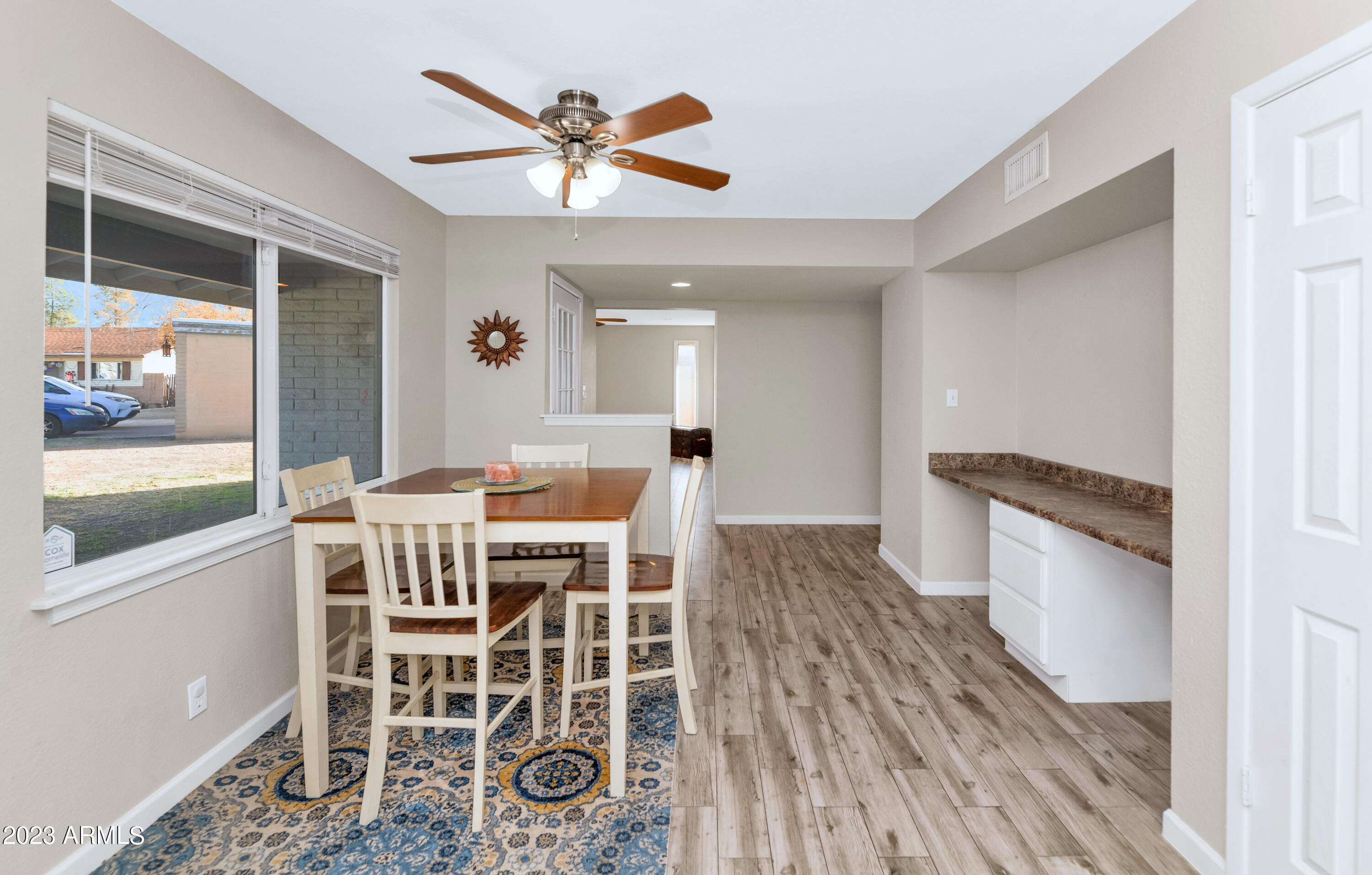 3543 W MERCER Lane