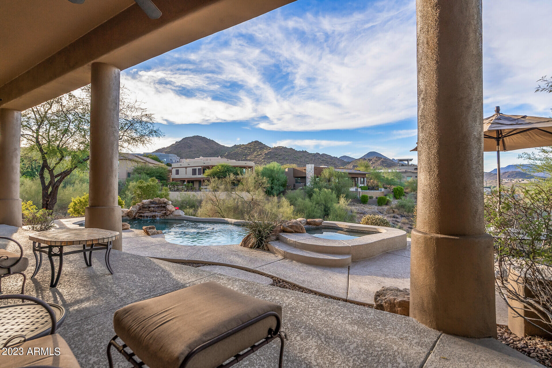 13634 N SUNSET Drive