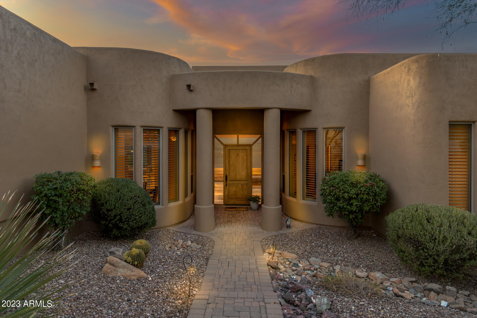 13634 N SUNSET Drive