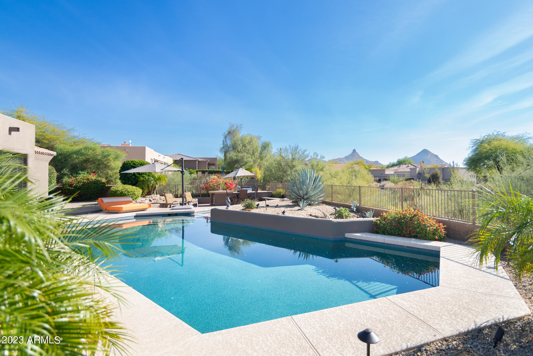 9349 E MONUMENT Drive