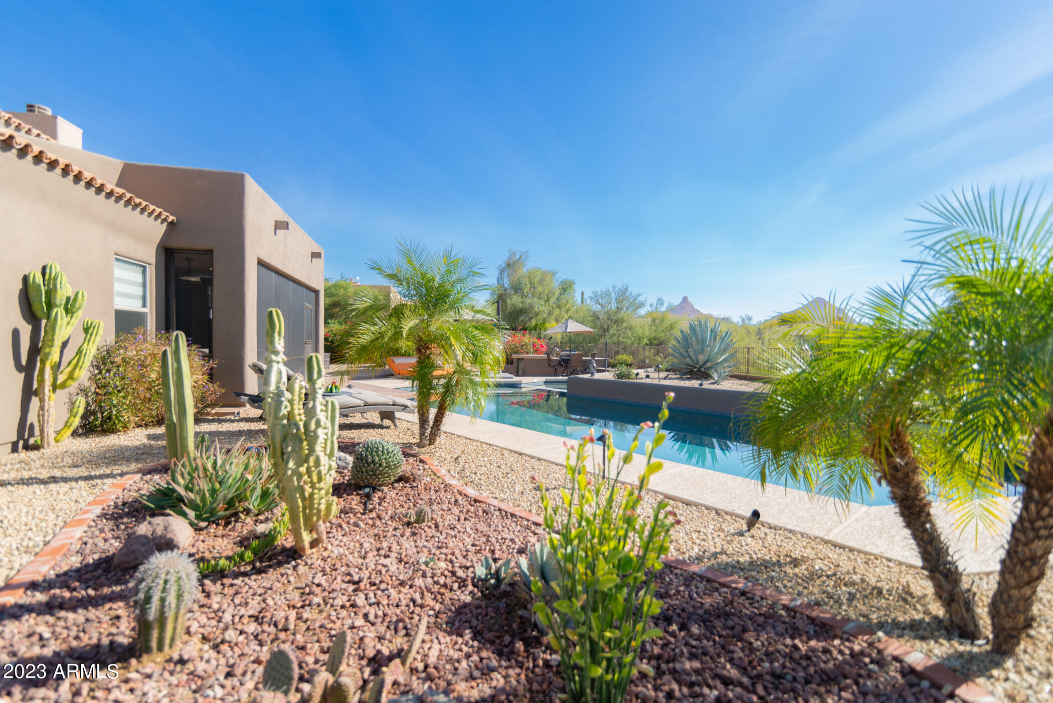 9349 E MONUMENT Drive