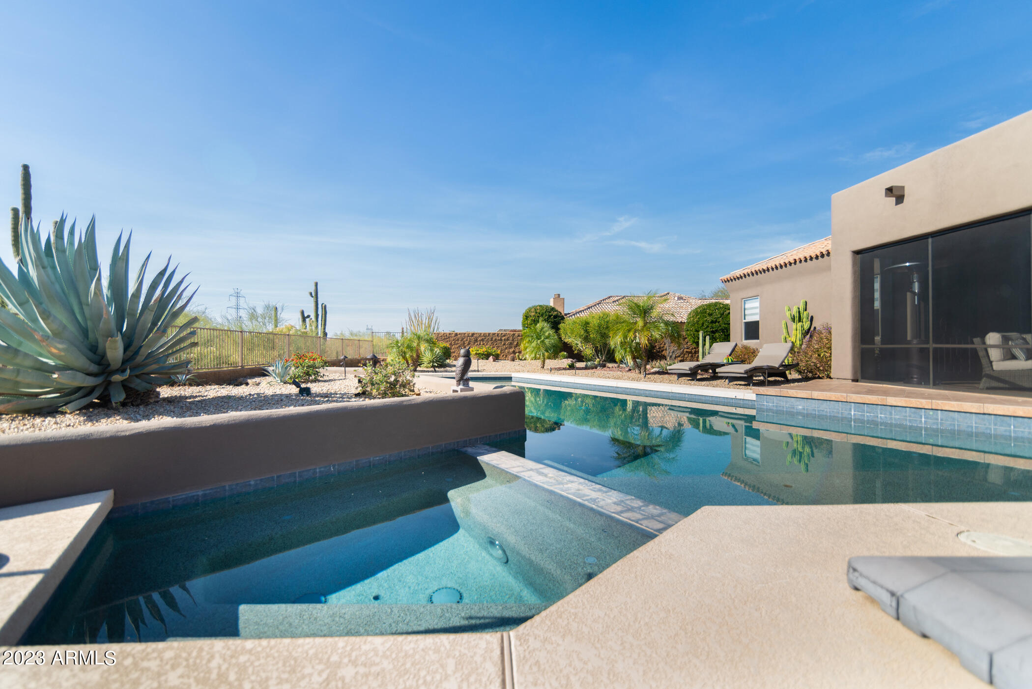 9349 E MONUMENT Drive