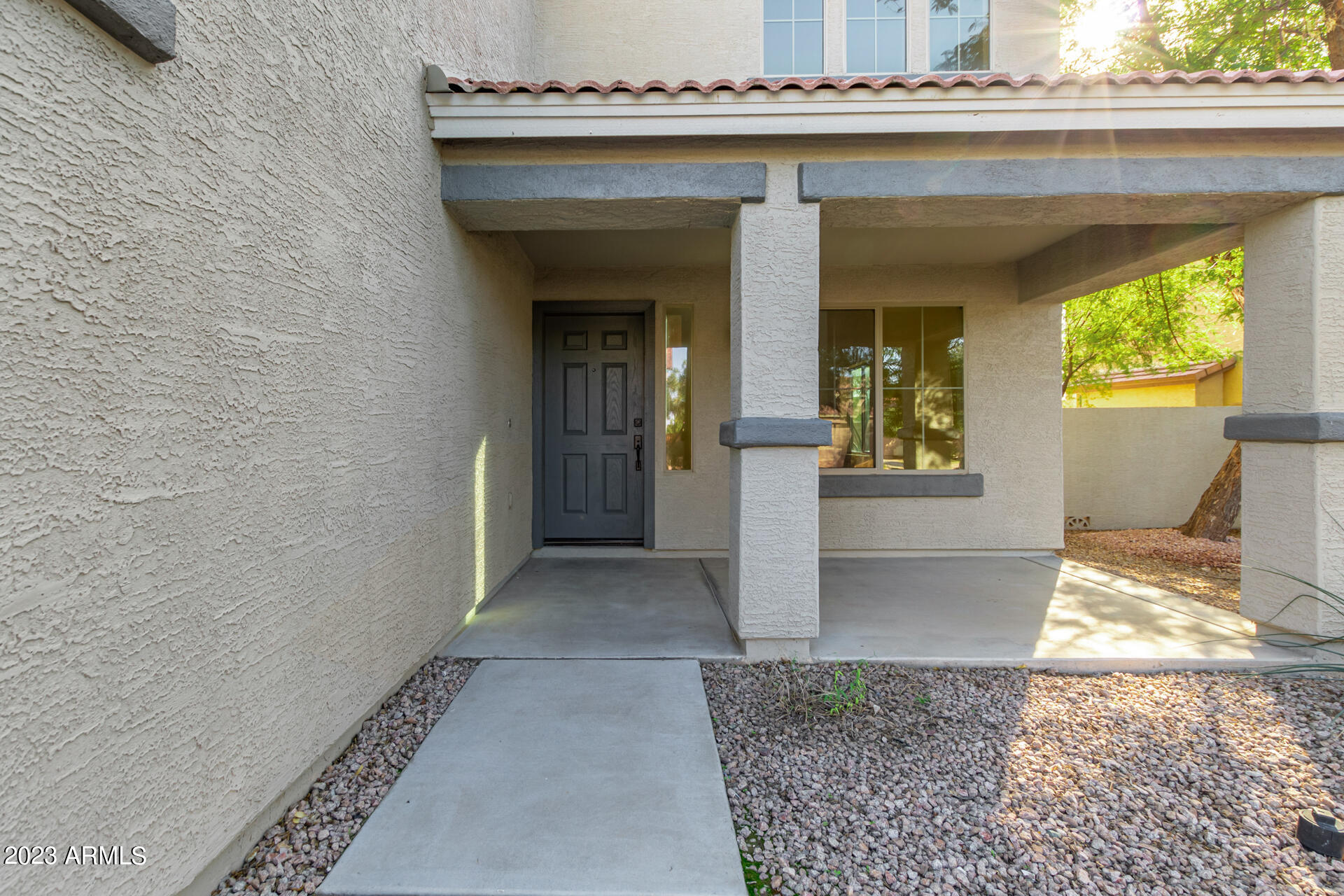 3525 E CRESCENT Way