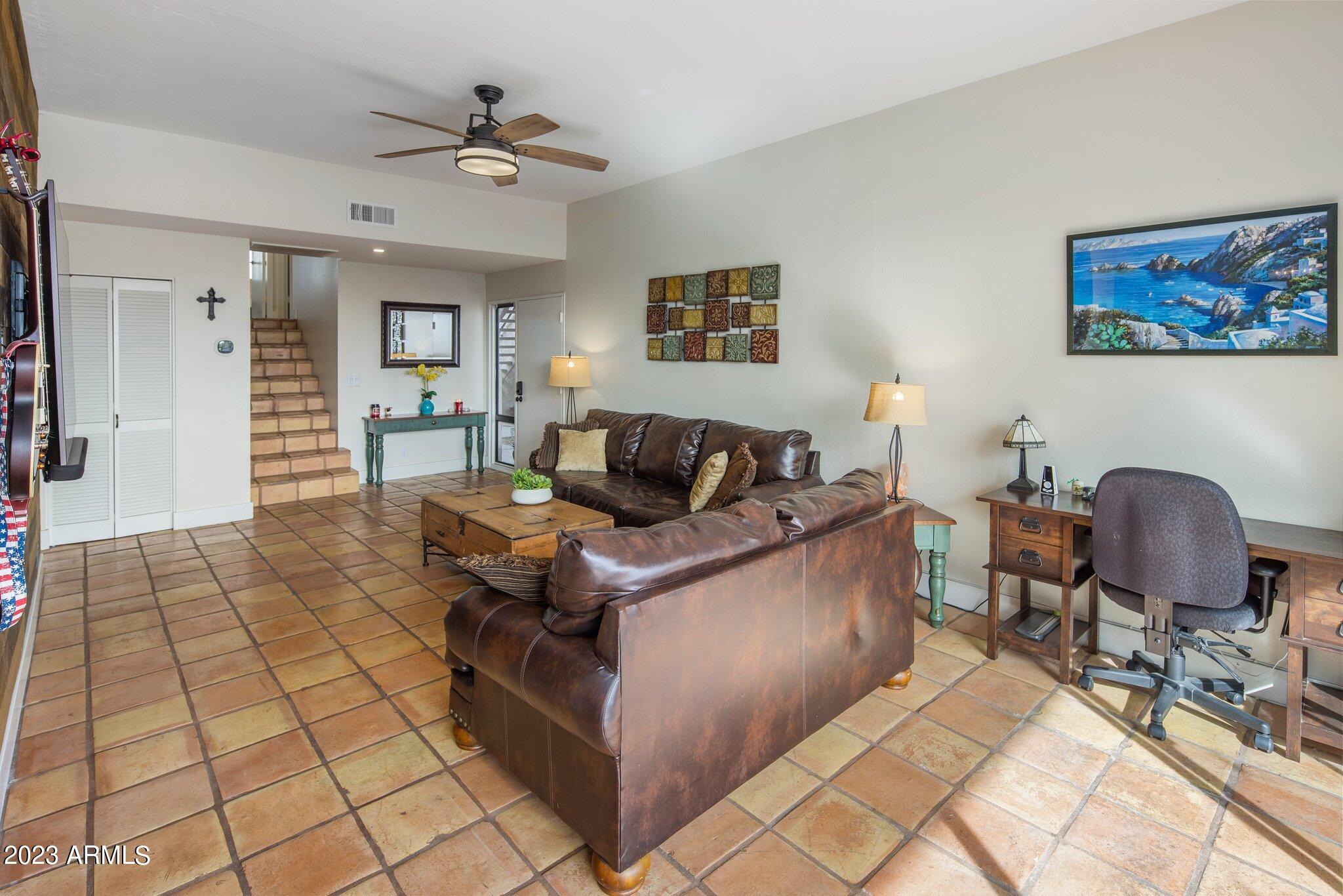 1203 E NORTHSHORE Drive, 131