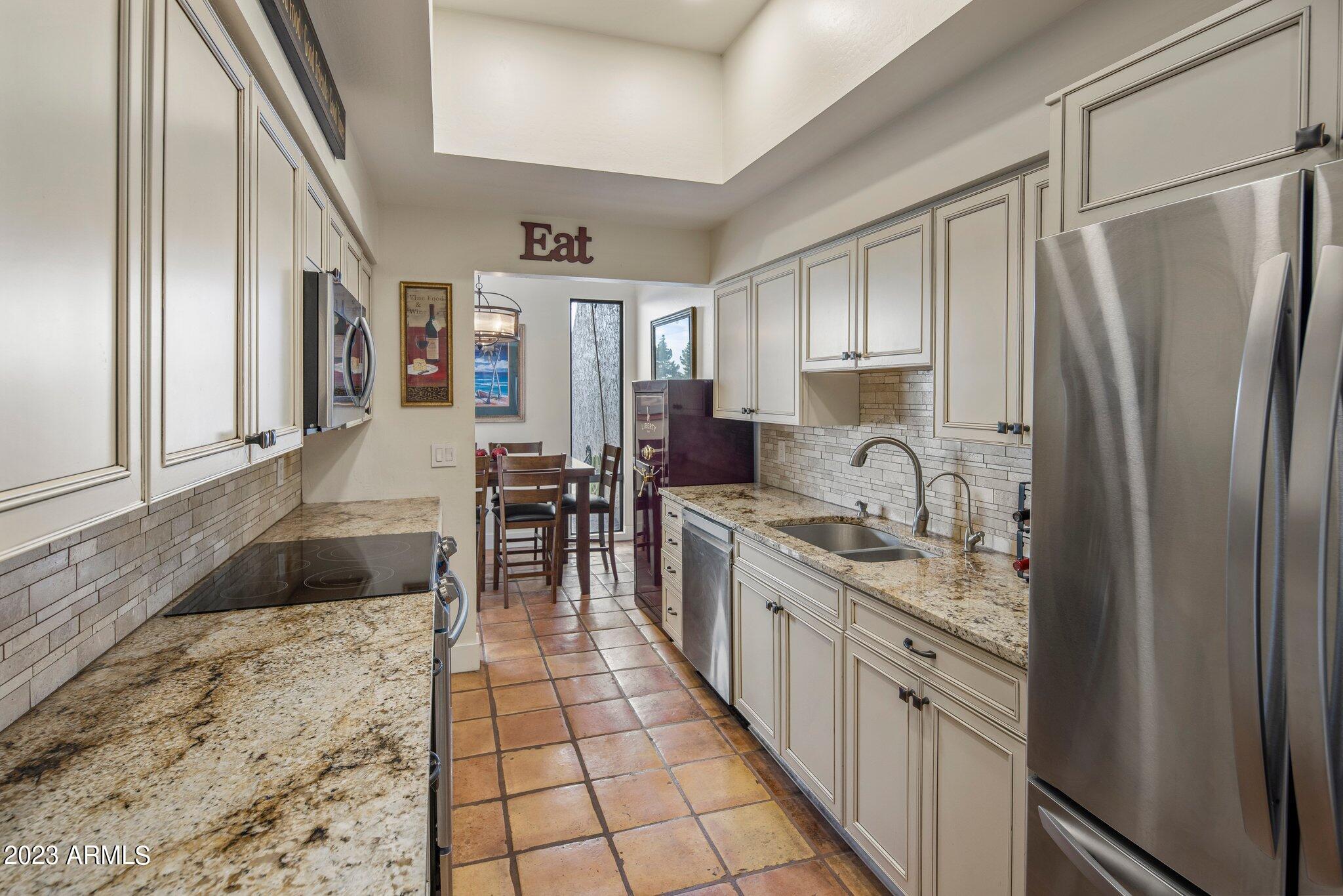 1203 E NORTHSHORE Drive, 131