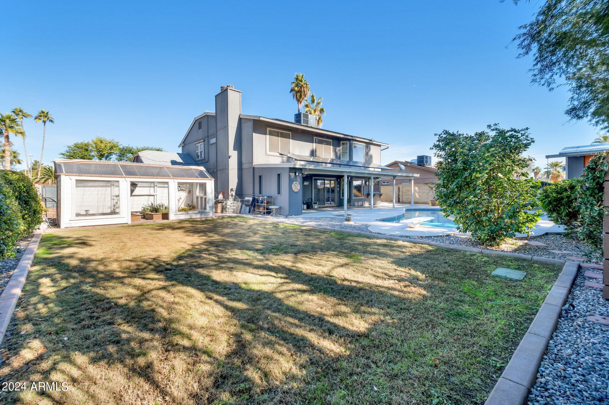 4523 E HEARN Road