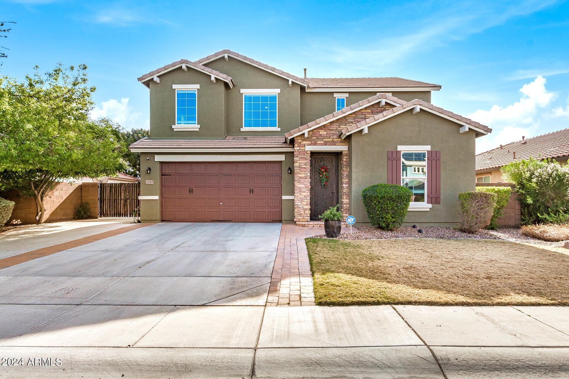 2045 E FLINTLOCK Drive