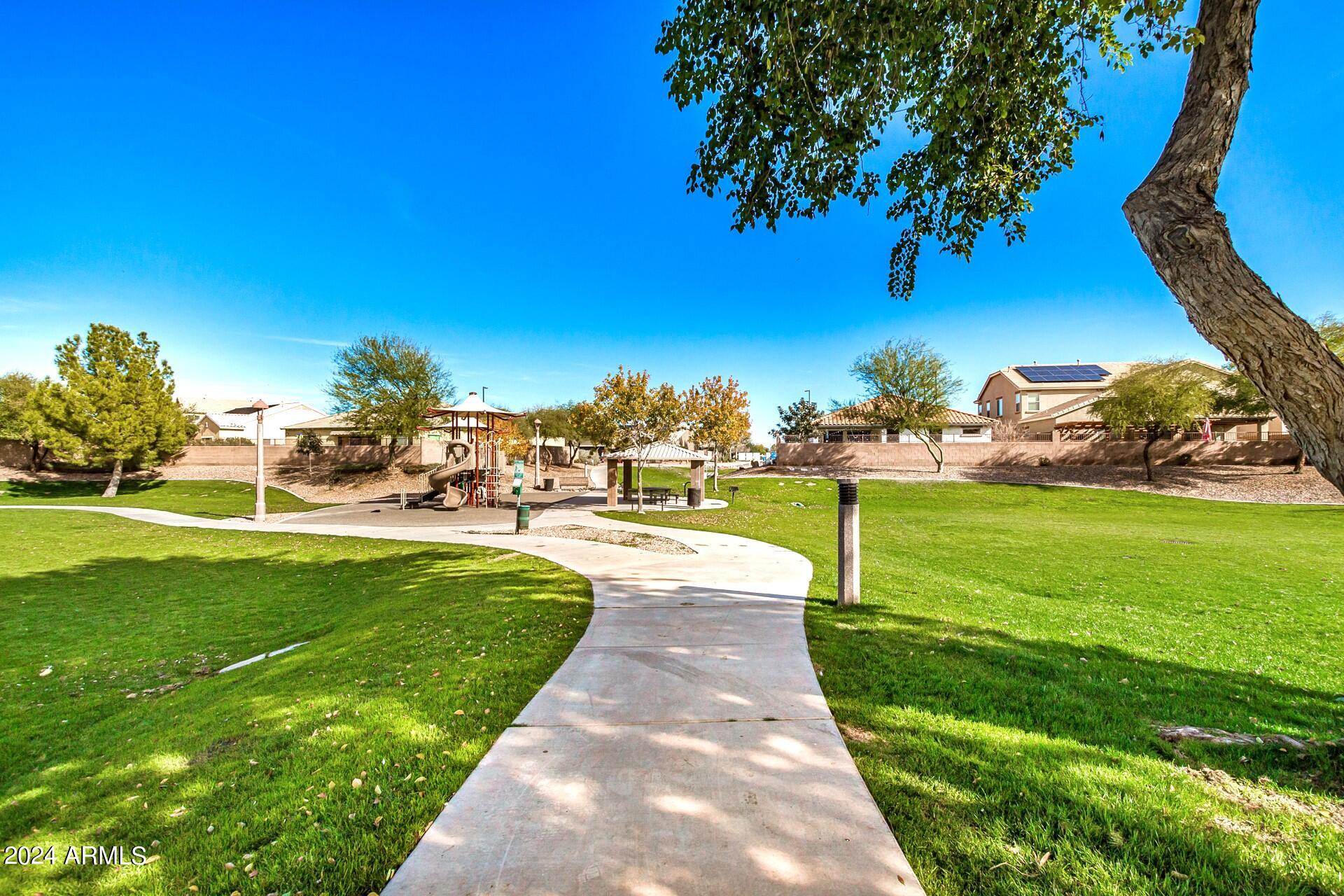 2045 E FLINTLOCK Drive