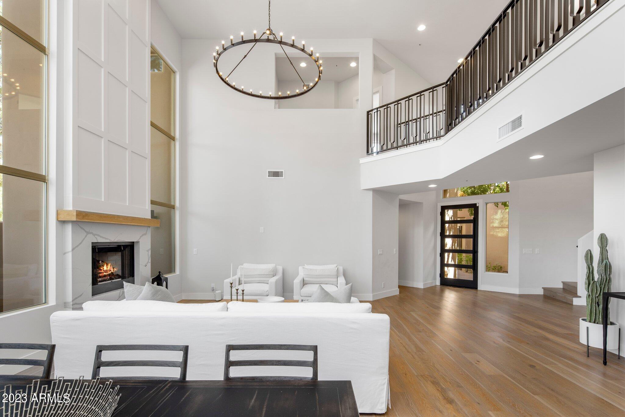 6711 E CAMELBACK Road, 49