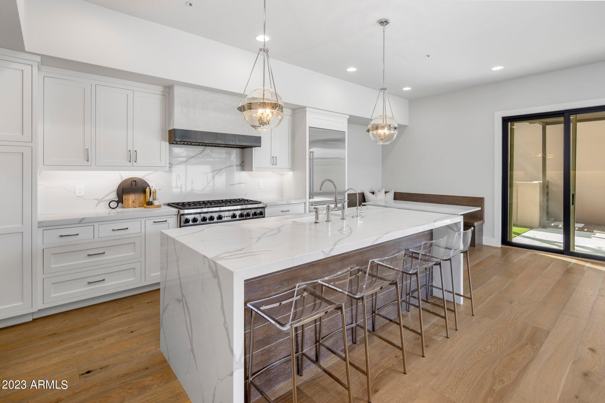 6711 E CAMELBACK Road, 49