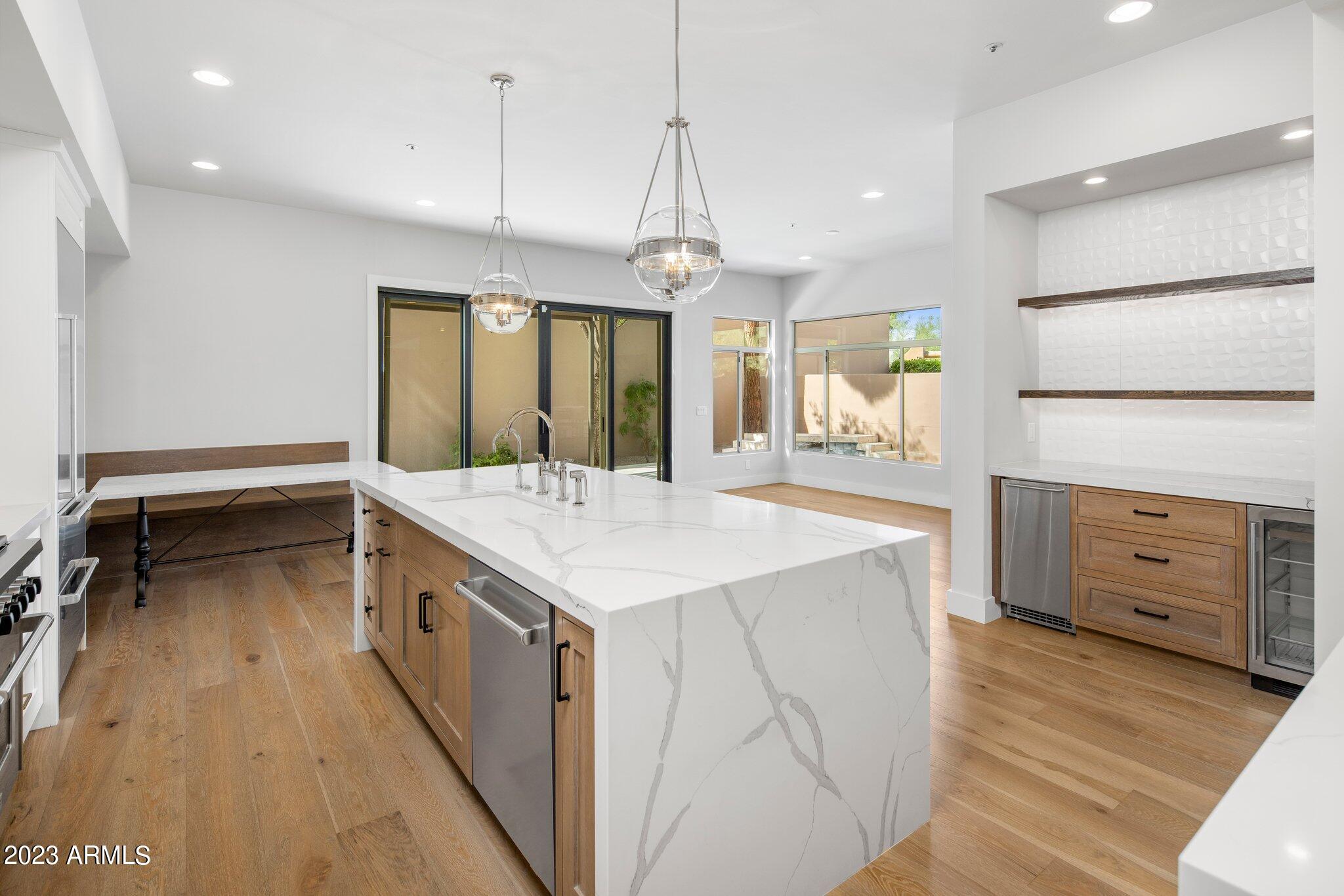 6711 E CAMELBACK Road, 49