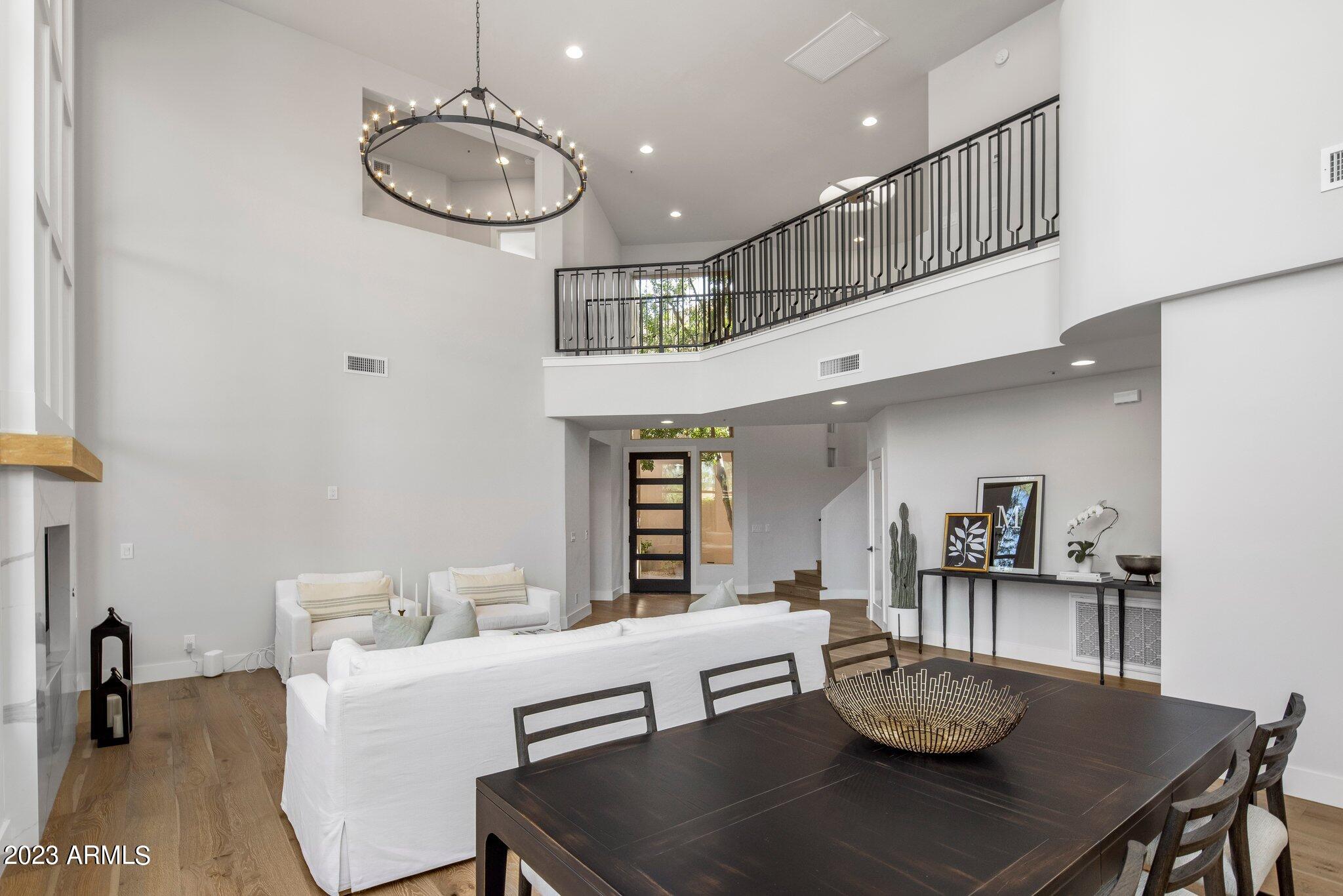 6711 E CAMELBACK Road, 49