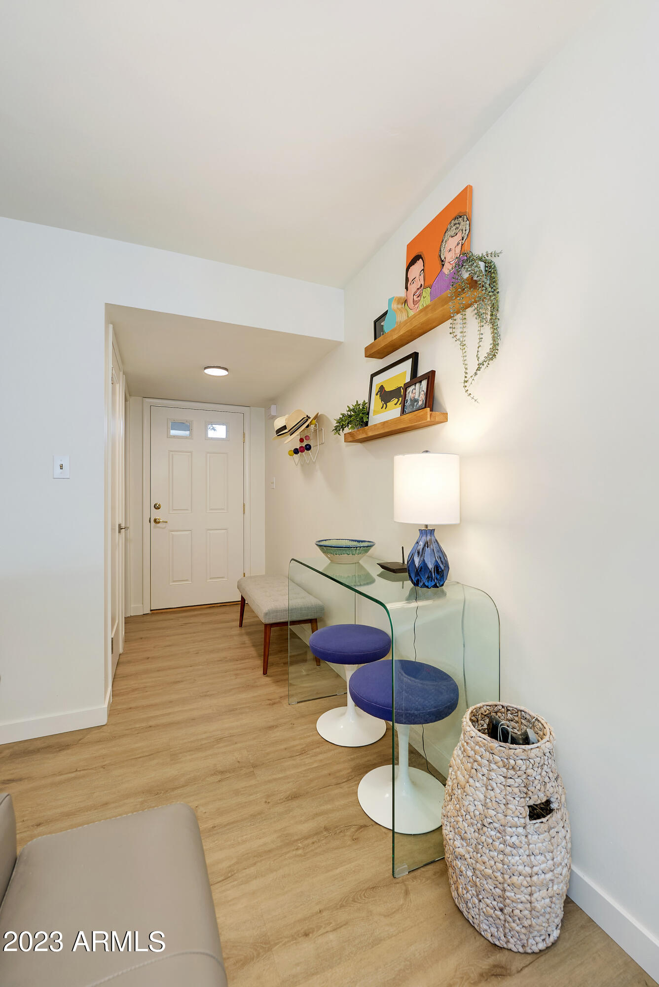 1203 W COLTER Street