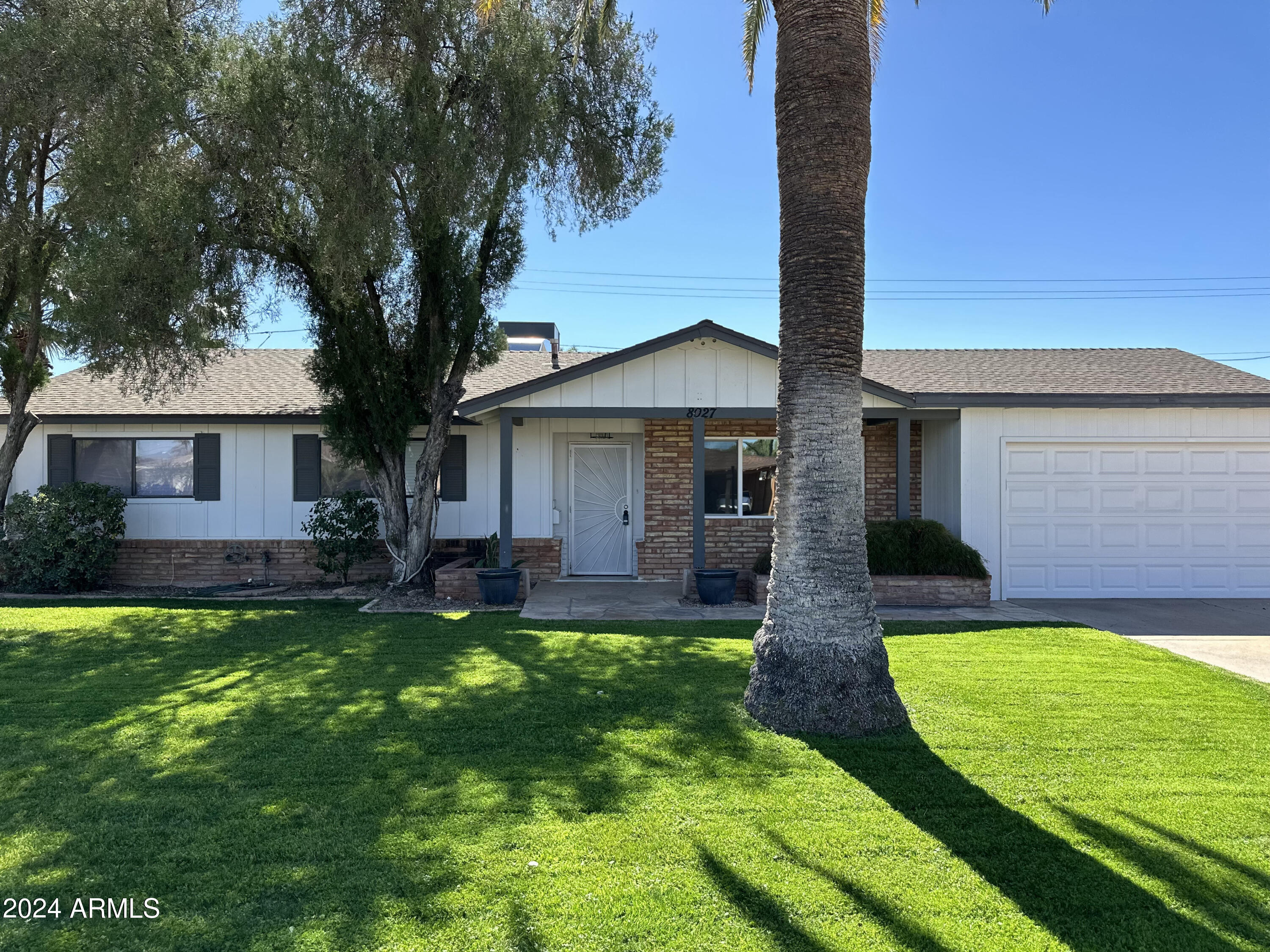 8027 E AVALON Drive