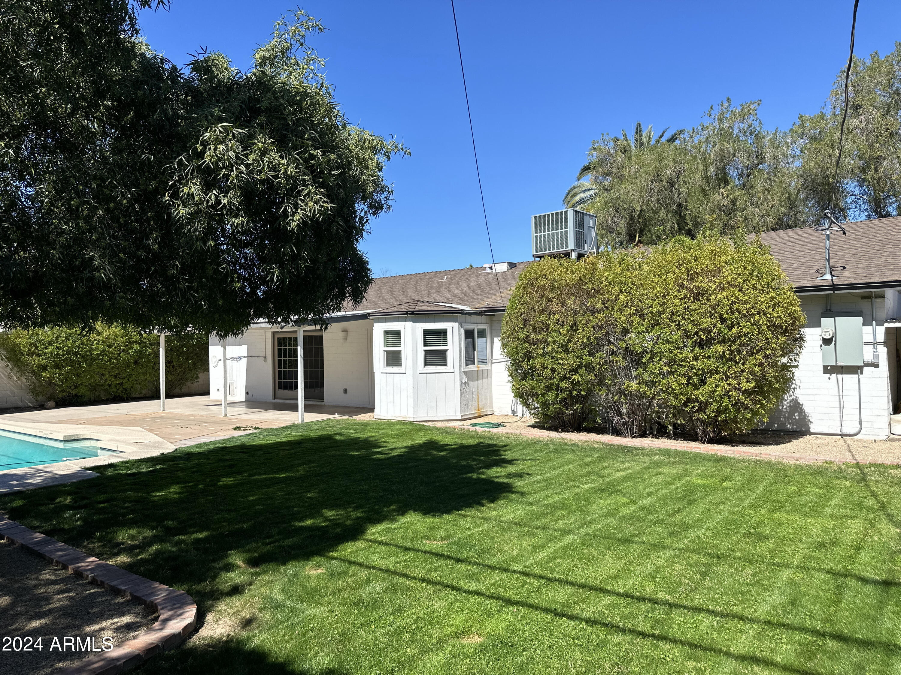 8027 E AVALON Drive
