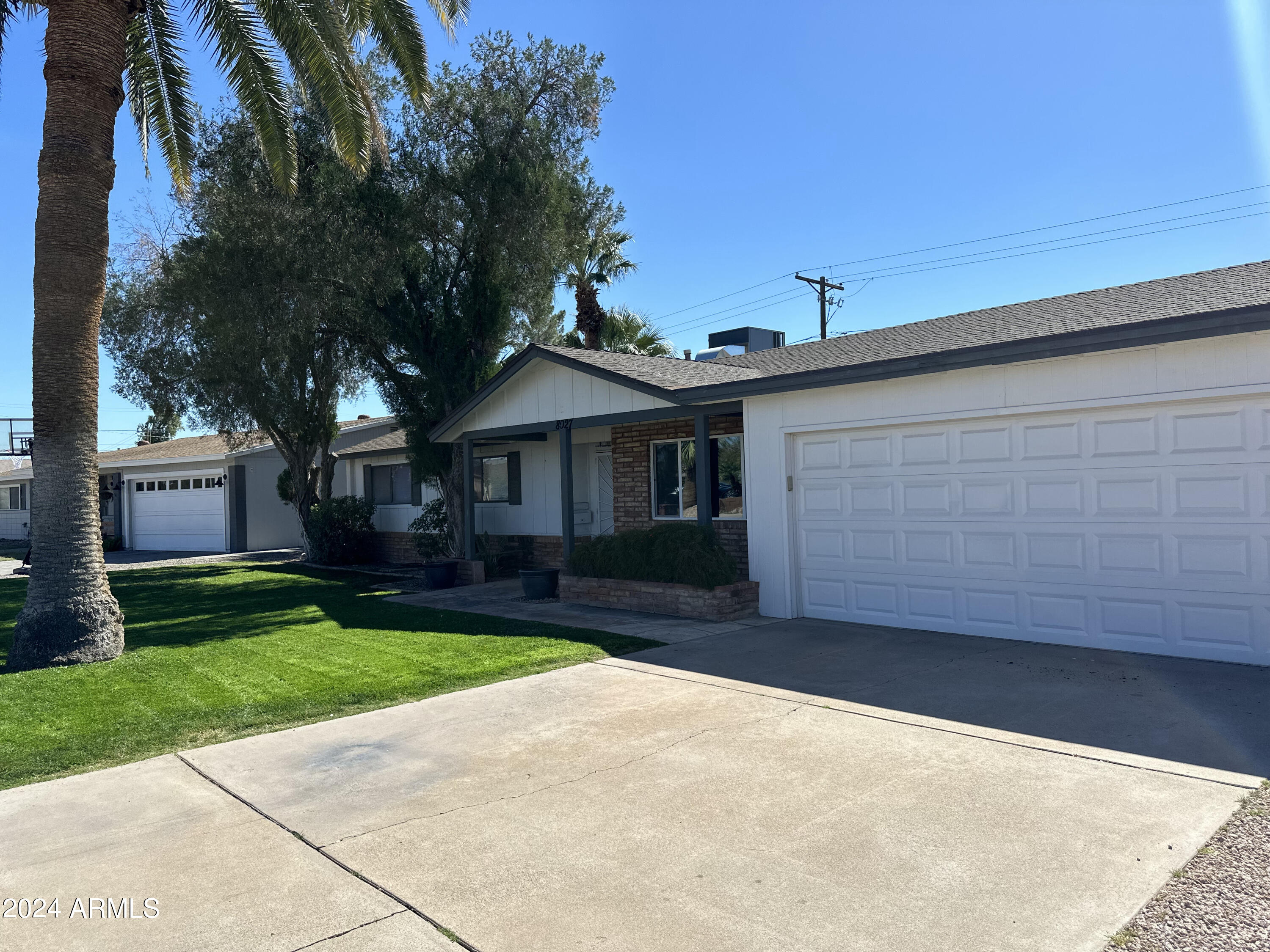 8027 E AVALON Drive