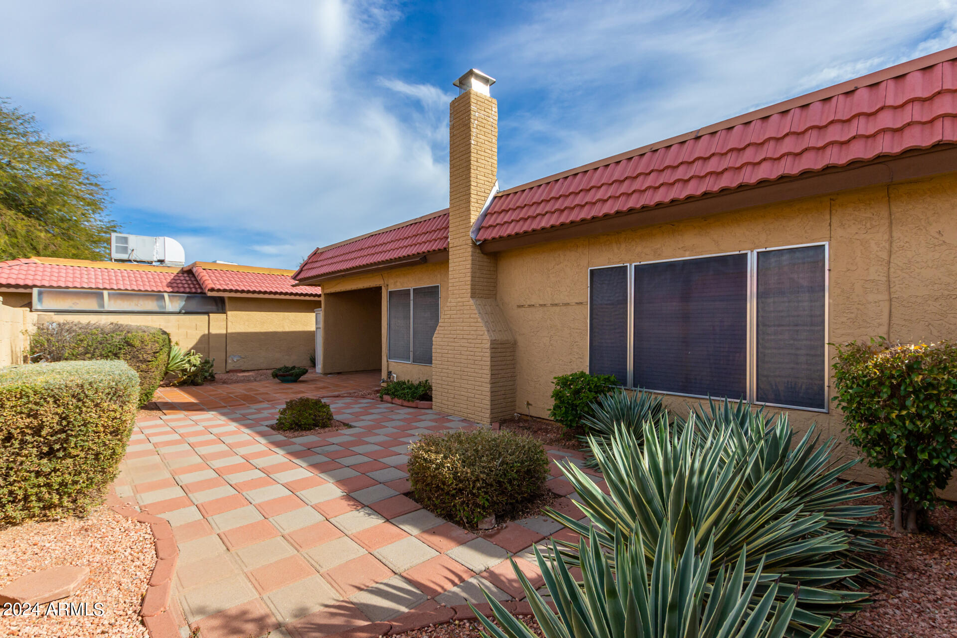 4908 E YUMA Street