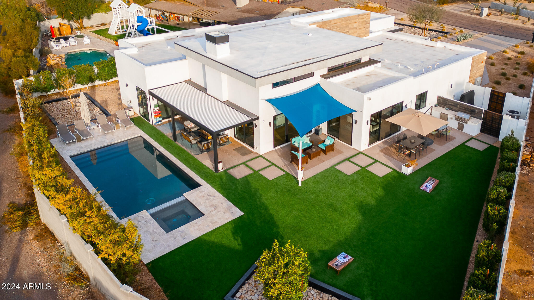 4223 E SAINT JOSEPH Way
