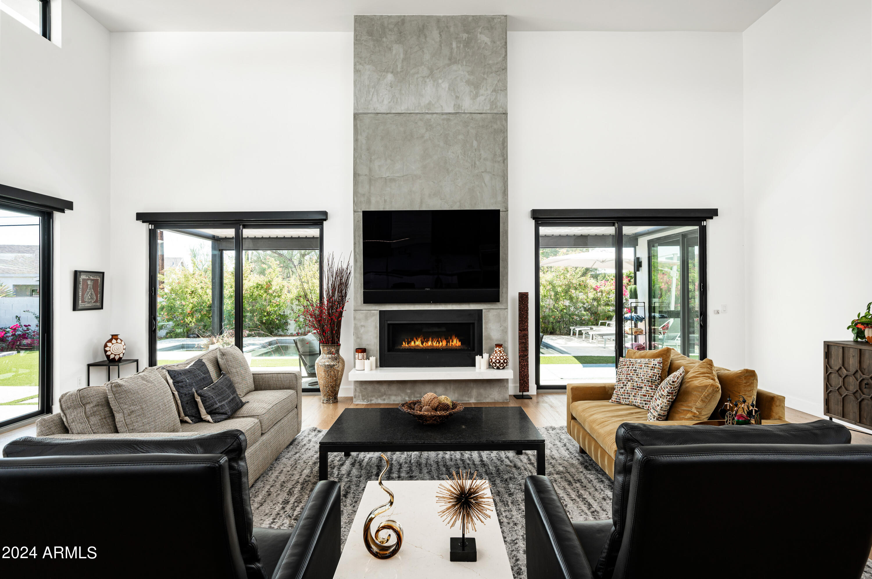 4223 E SAINT JOSEPH Way