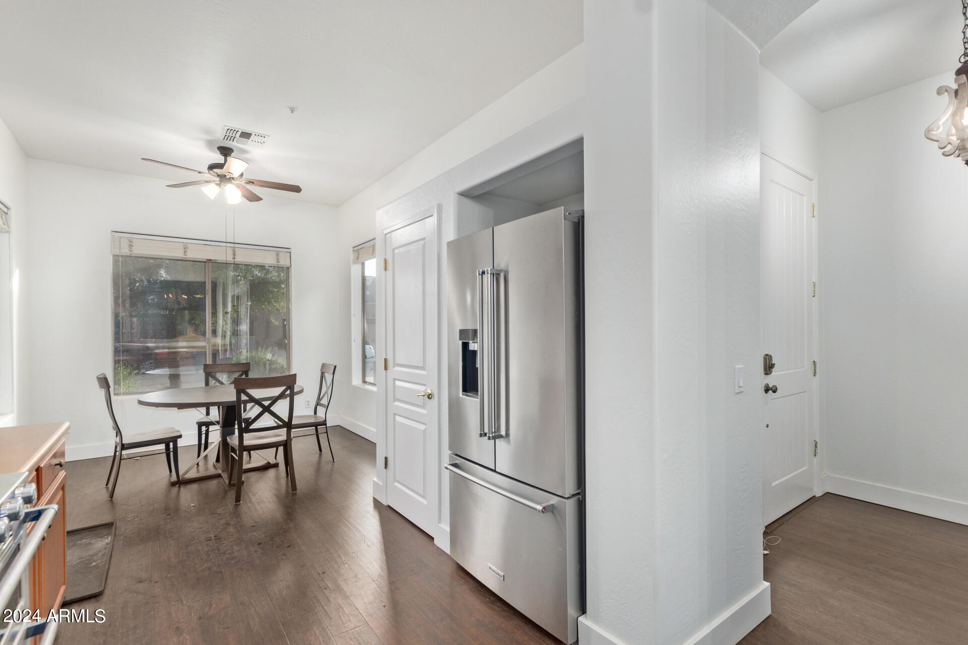 1412 W MARLIN Drive