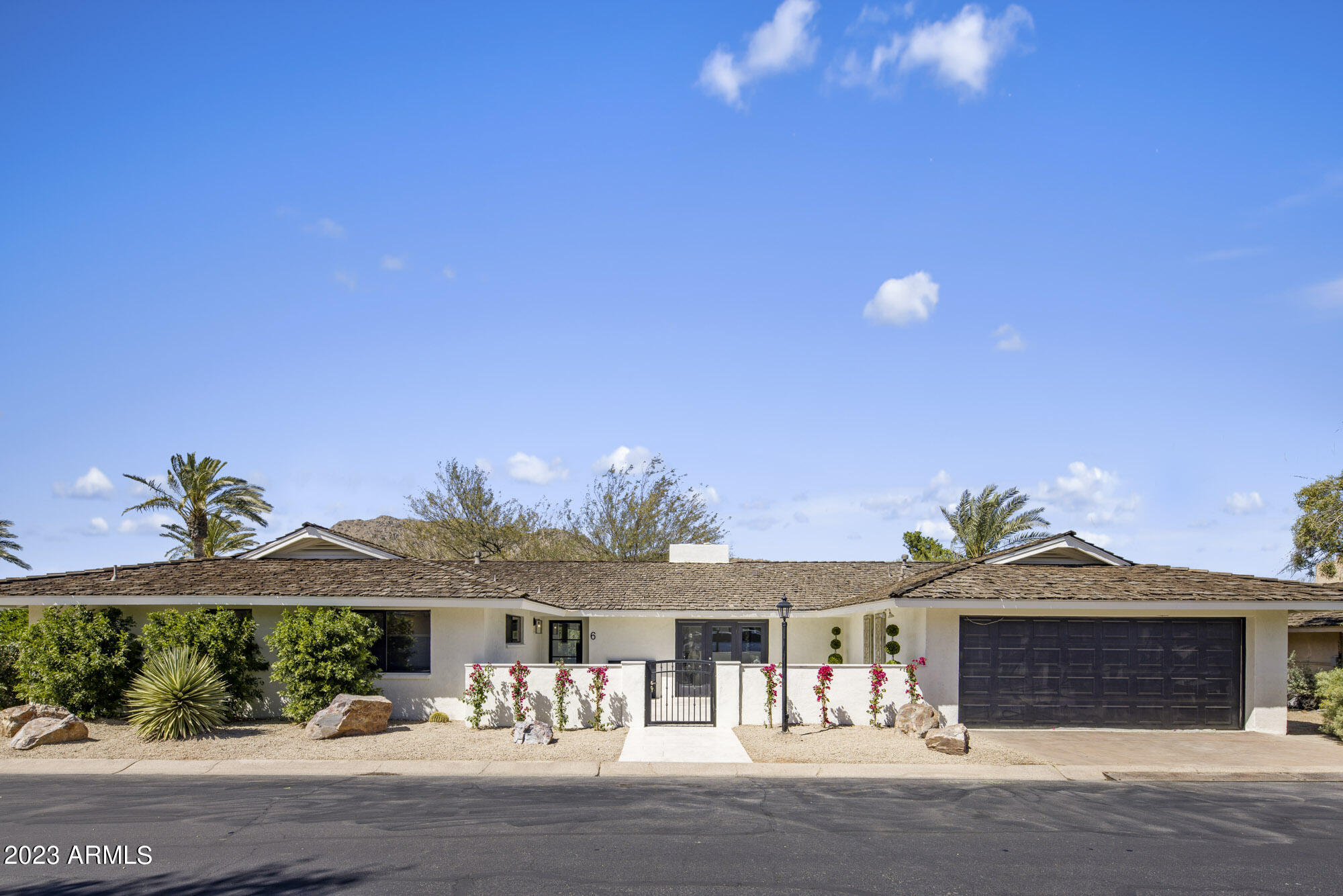 5635 E LINCOLN Drive, 6