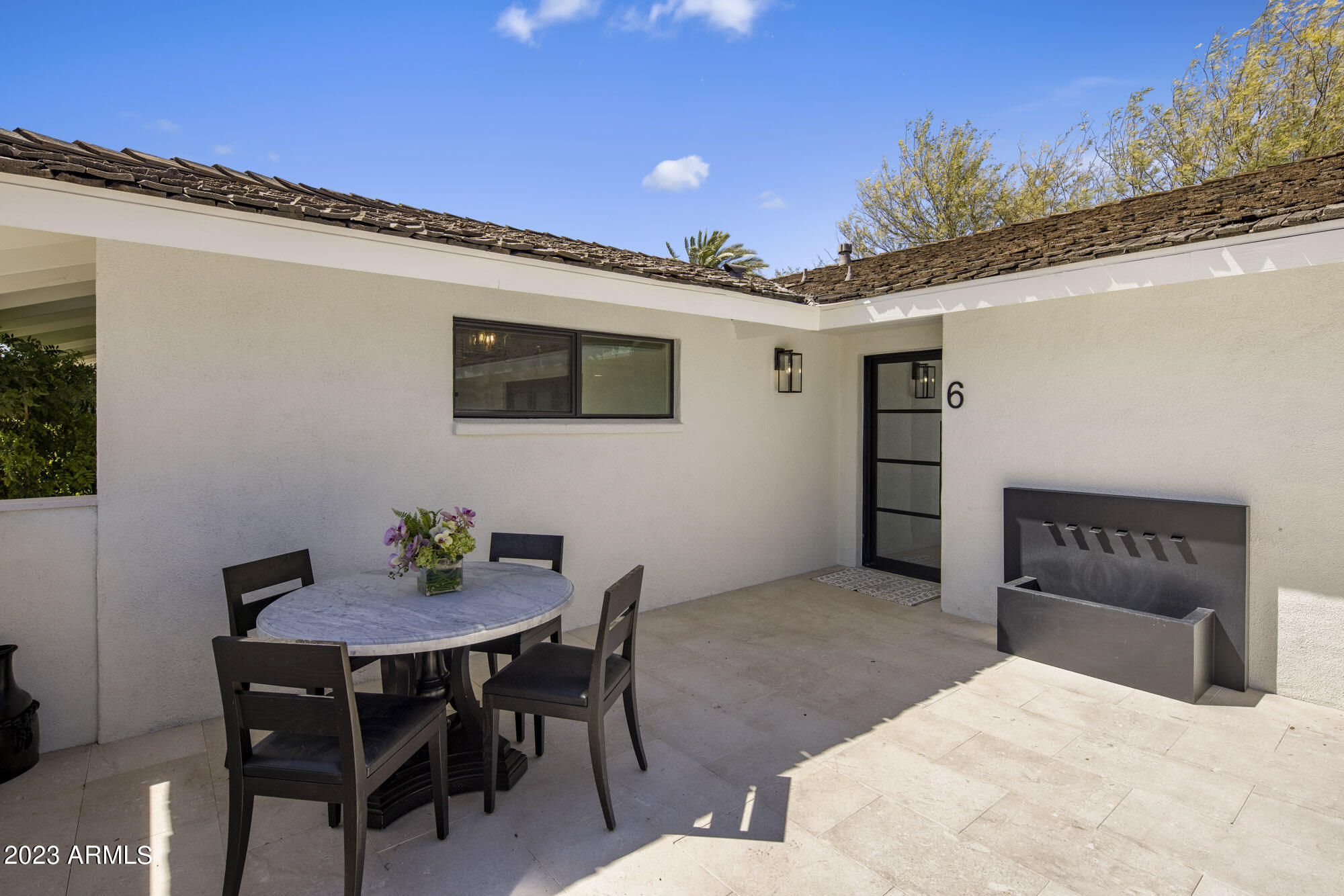 5635 E LINCOLN Drive, 6