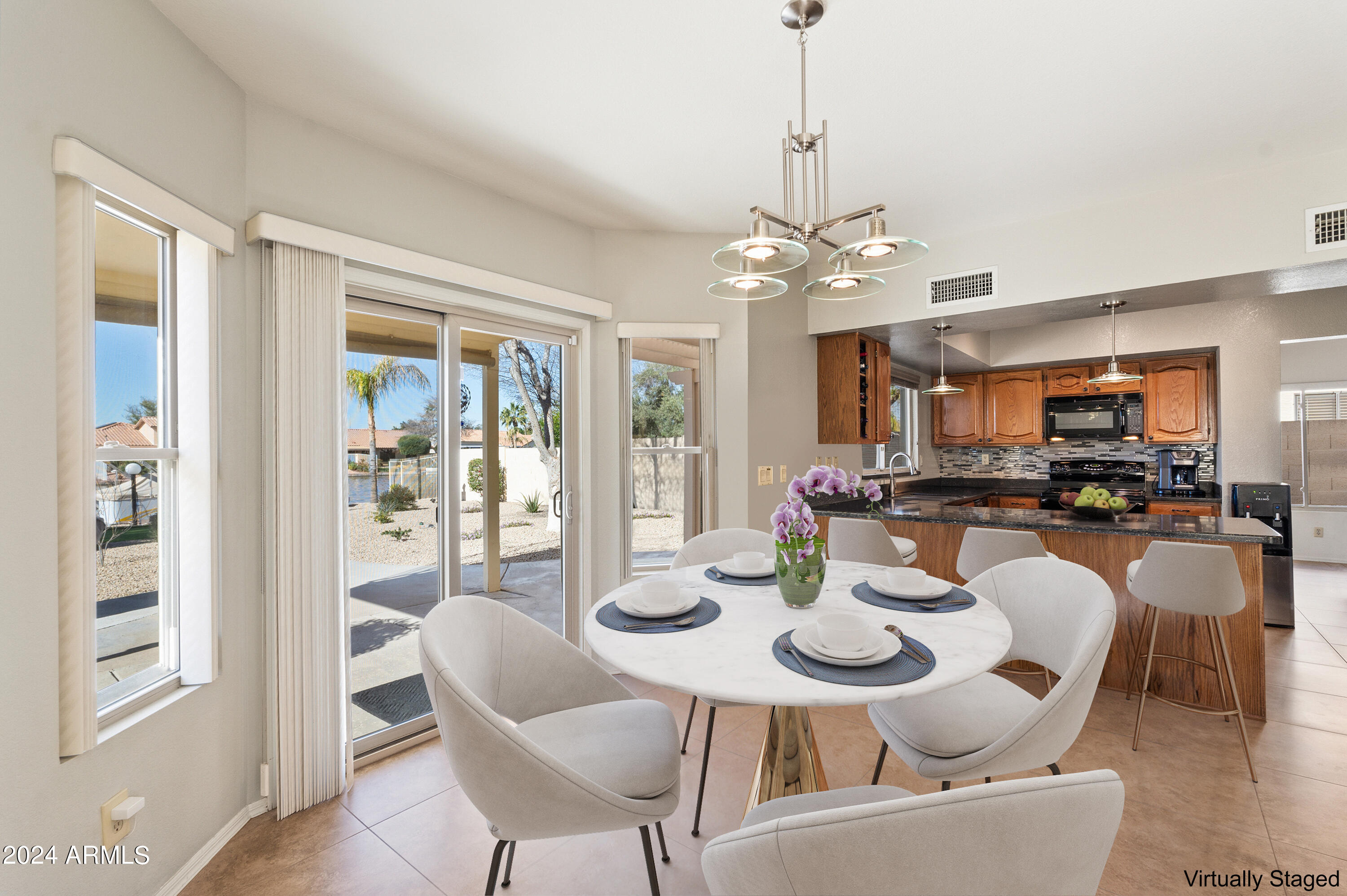 3828 N CARNATION Lane
