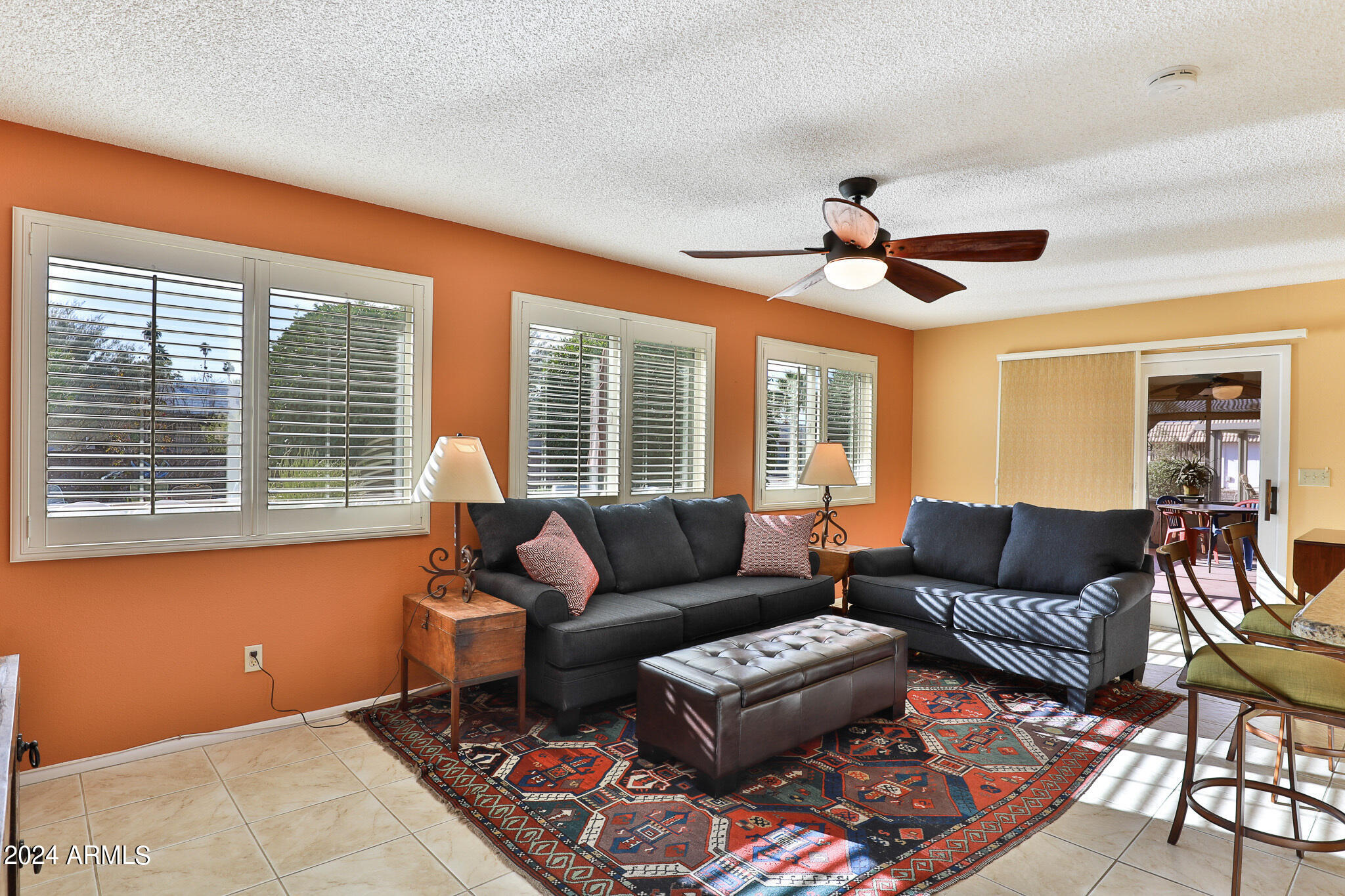 9323 W GLEN OAKS Circle