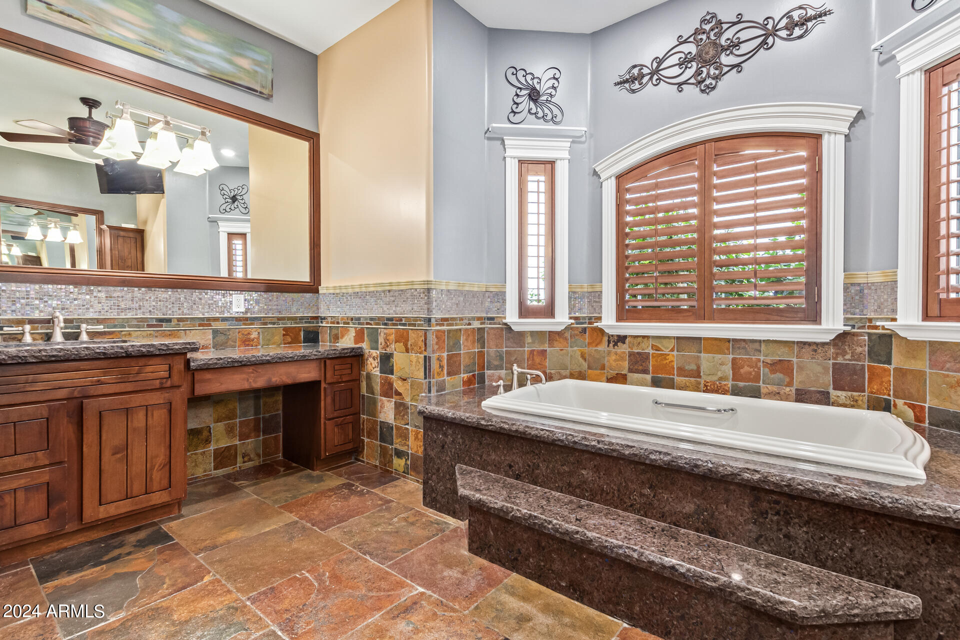 16697 W MOHAVE Street