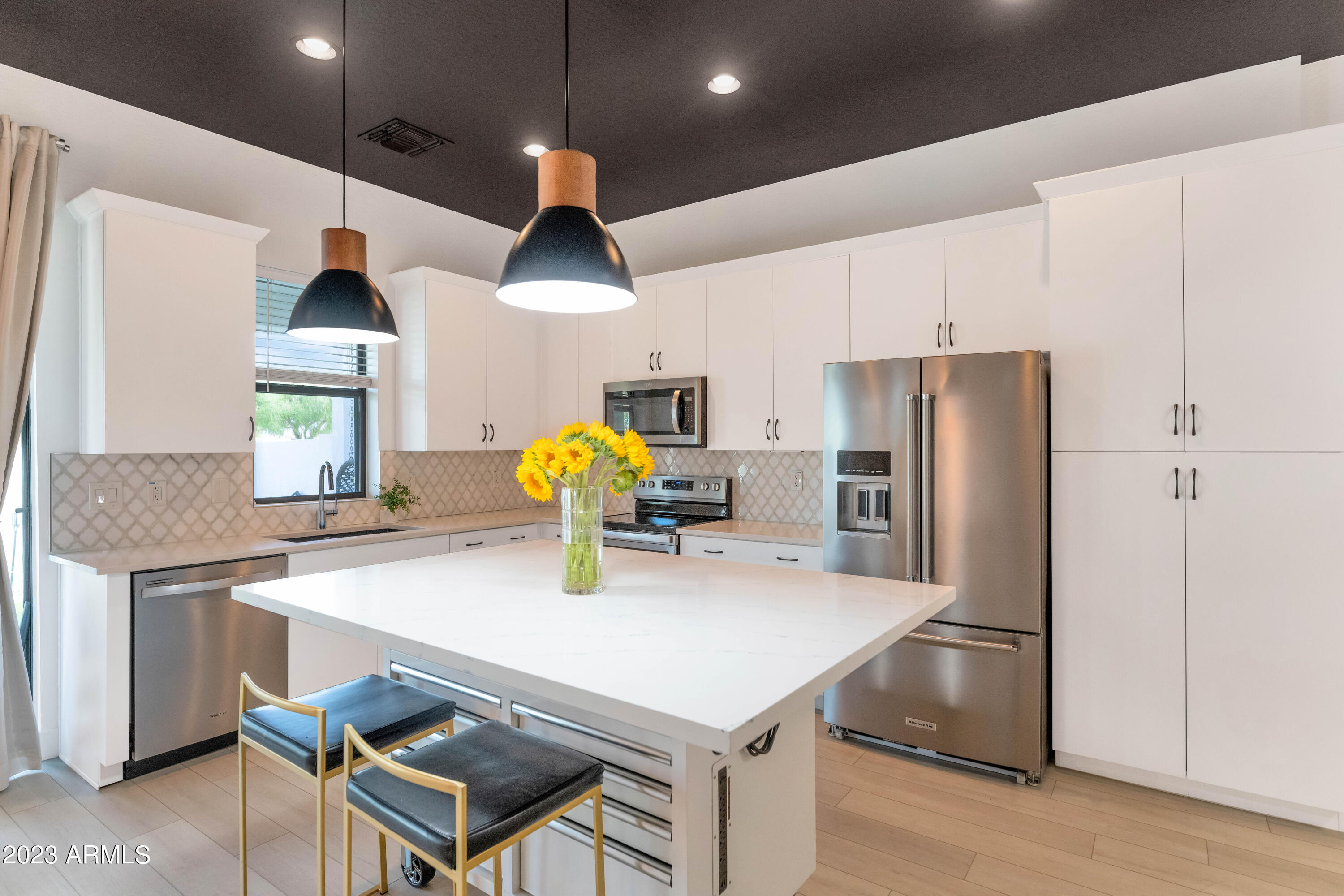 3136 E CHERYL Drive