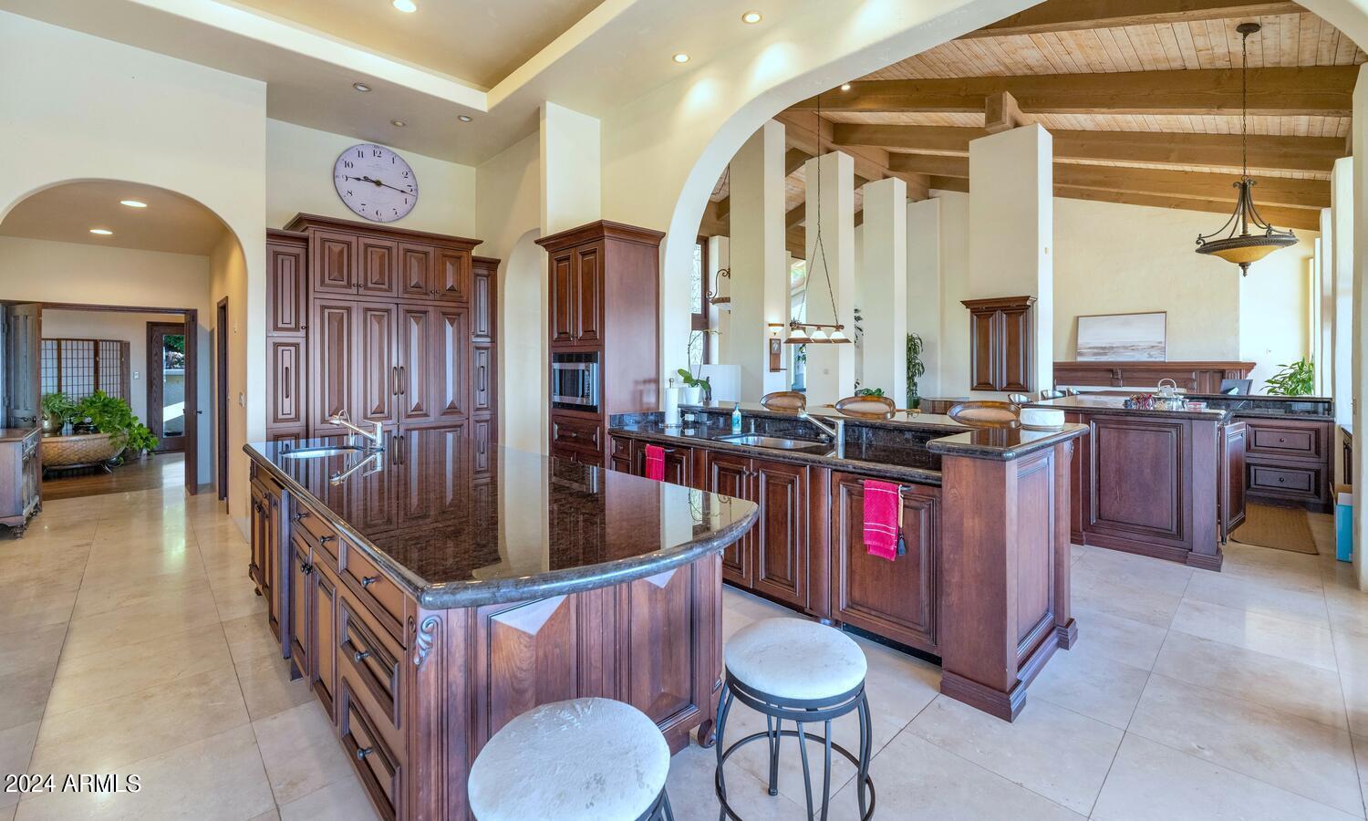 5401 E VALLE VISTA Road