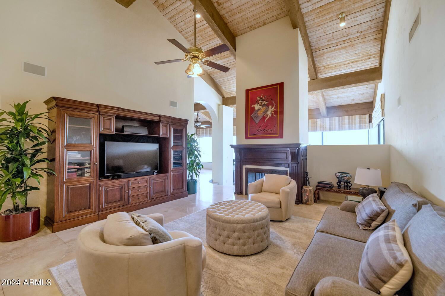 5401 E VALLE VISTA Road