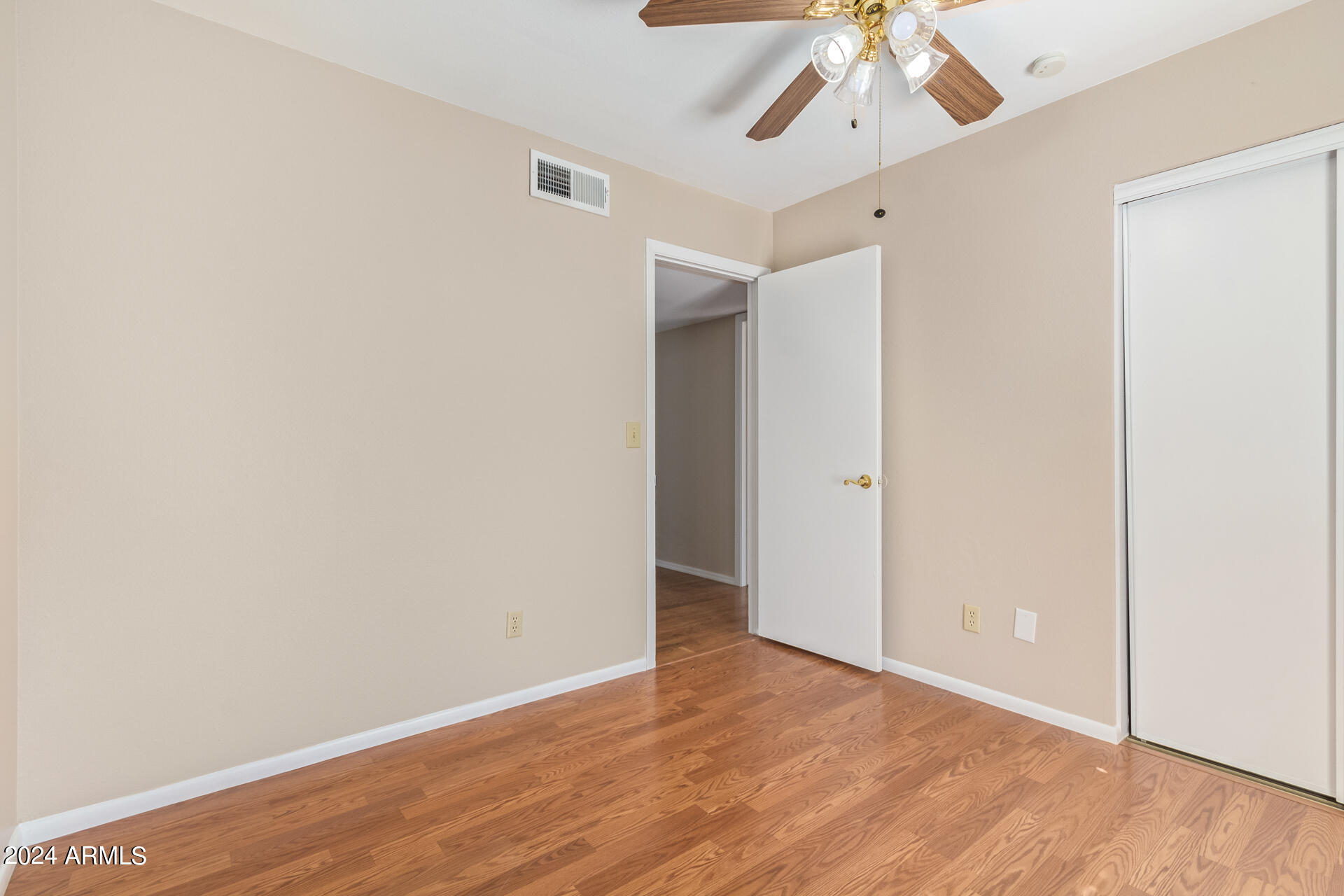 4216 W VILLA RITA Drive