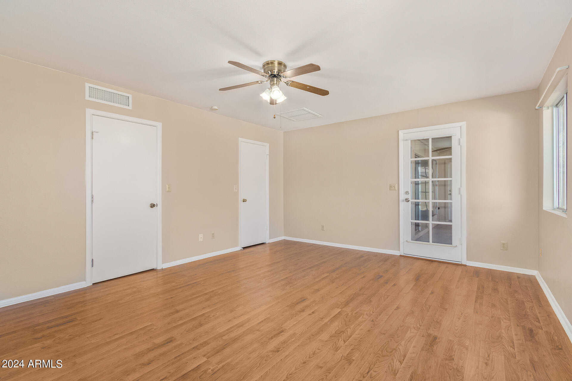 4216 W VILLA RITA Drive