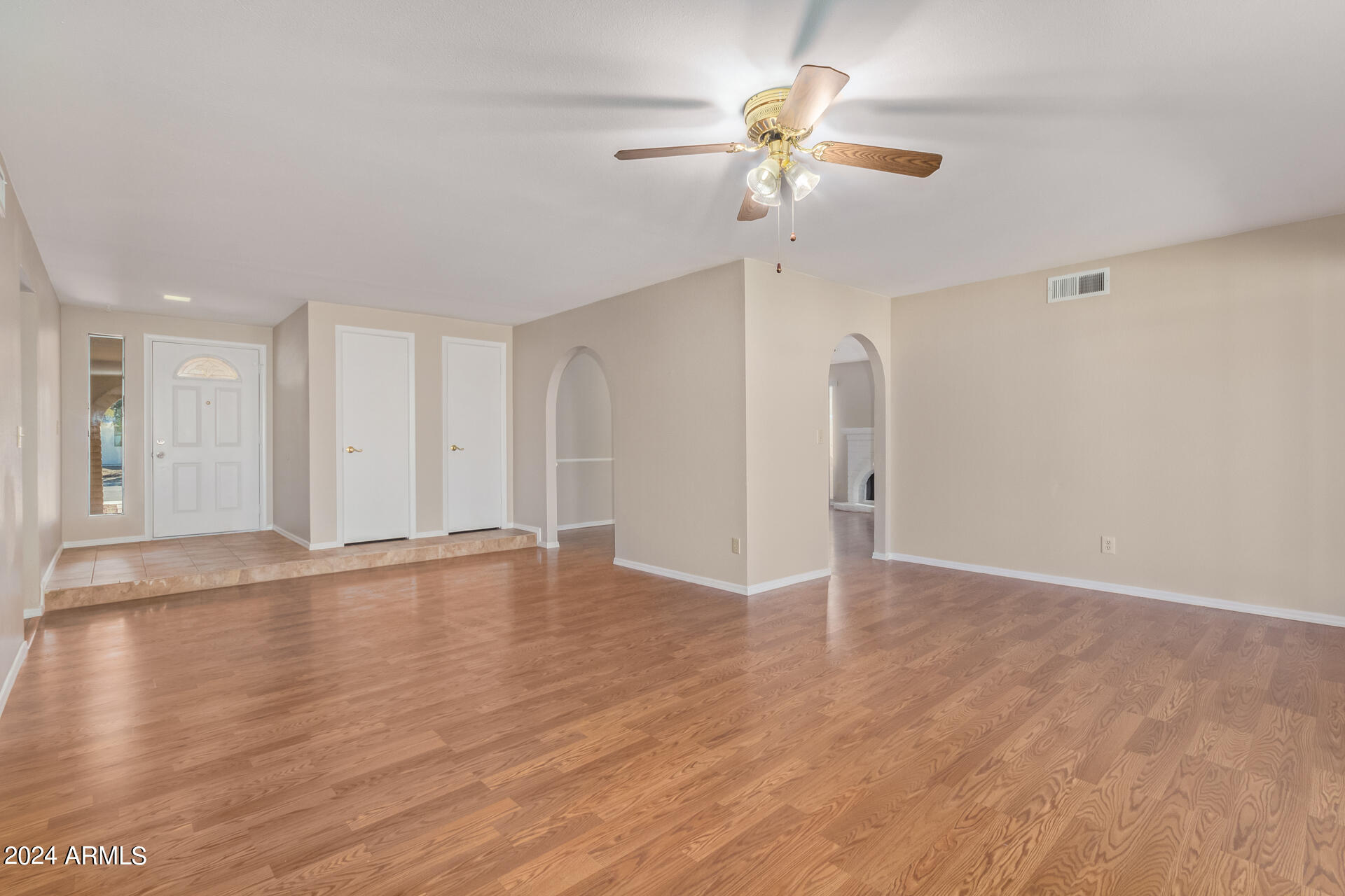 4216 W VILLA RITA Drive