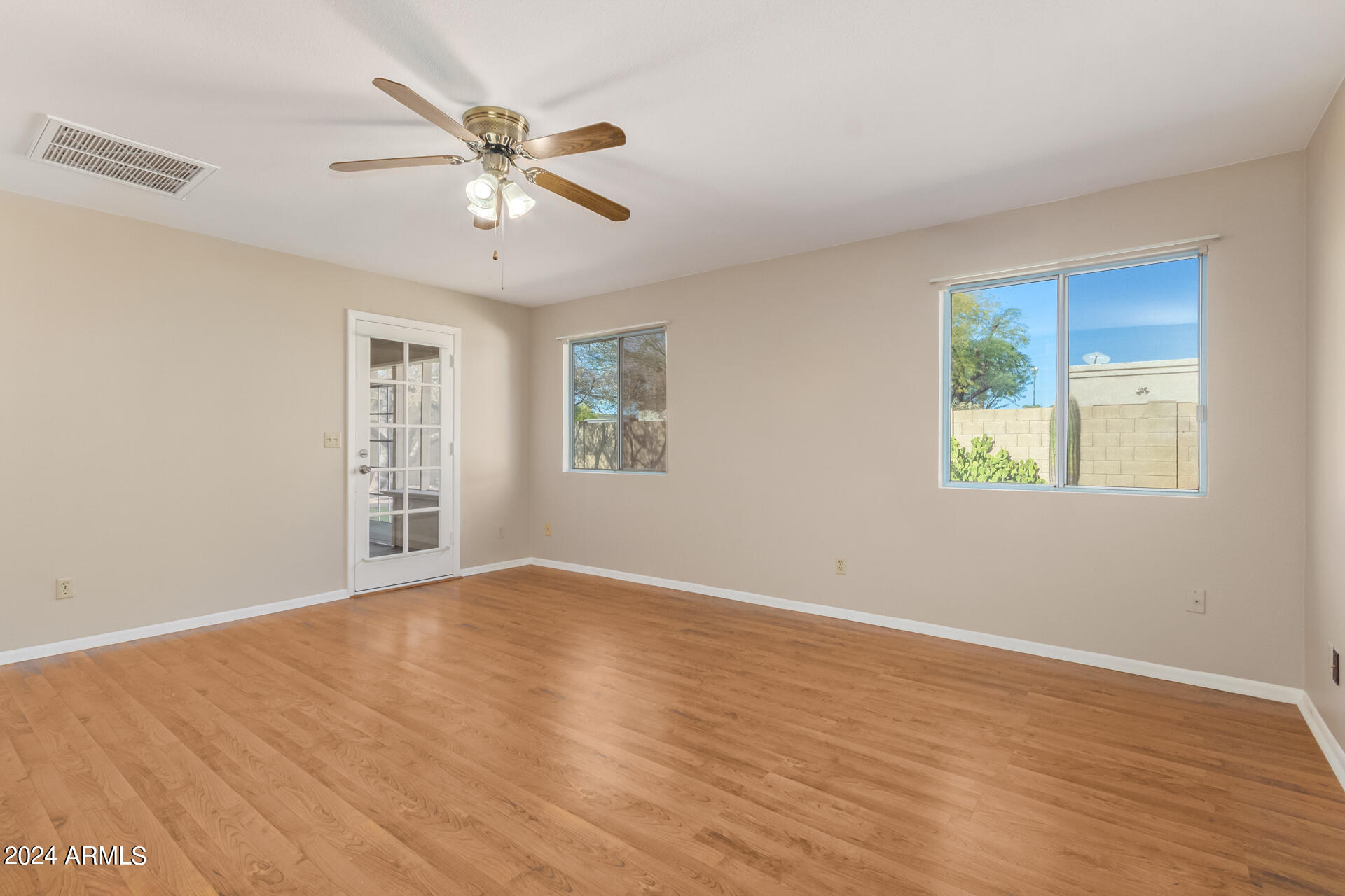 4216 W VILLA RITA Drive