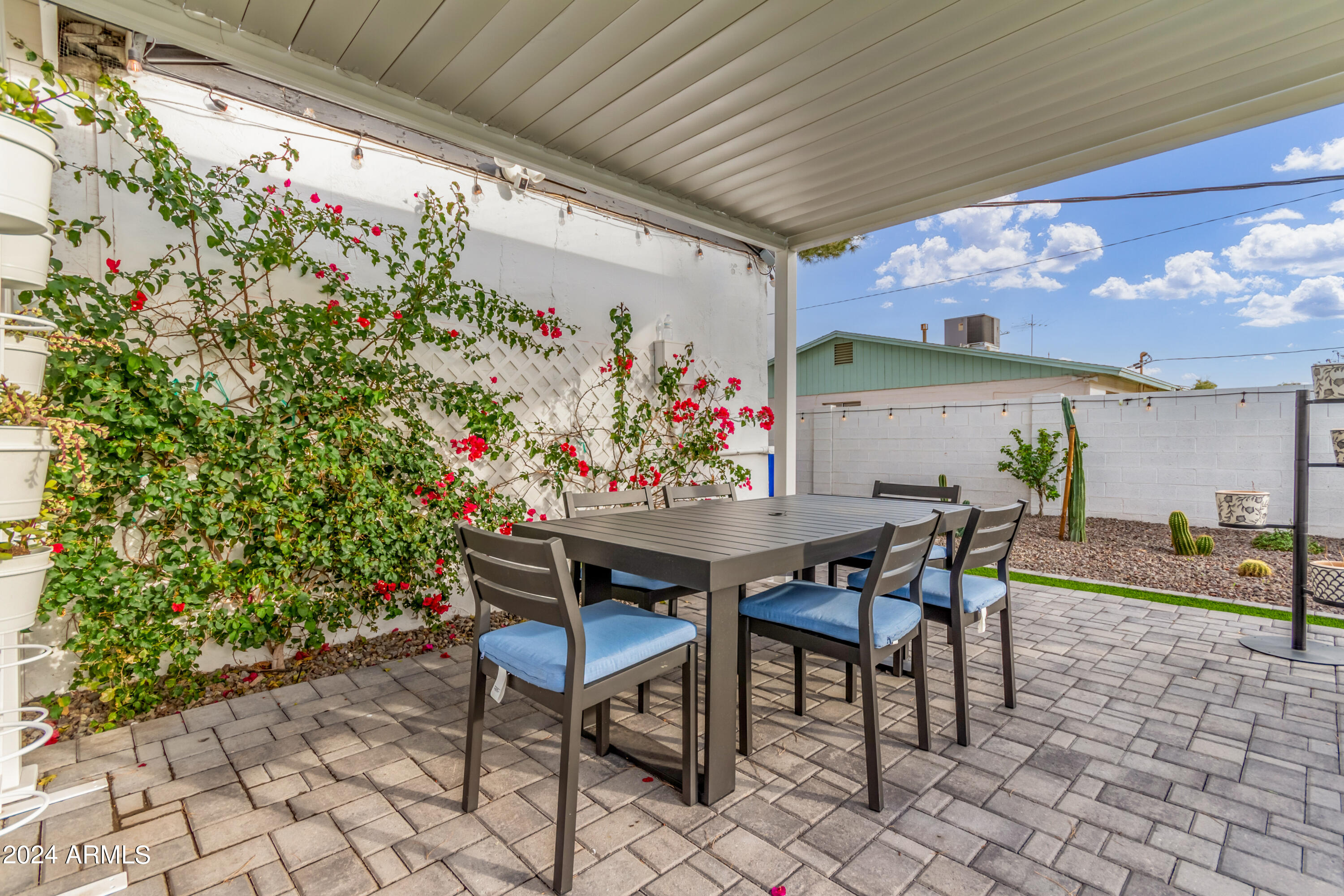 2514 N 49TH Place