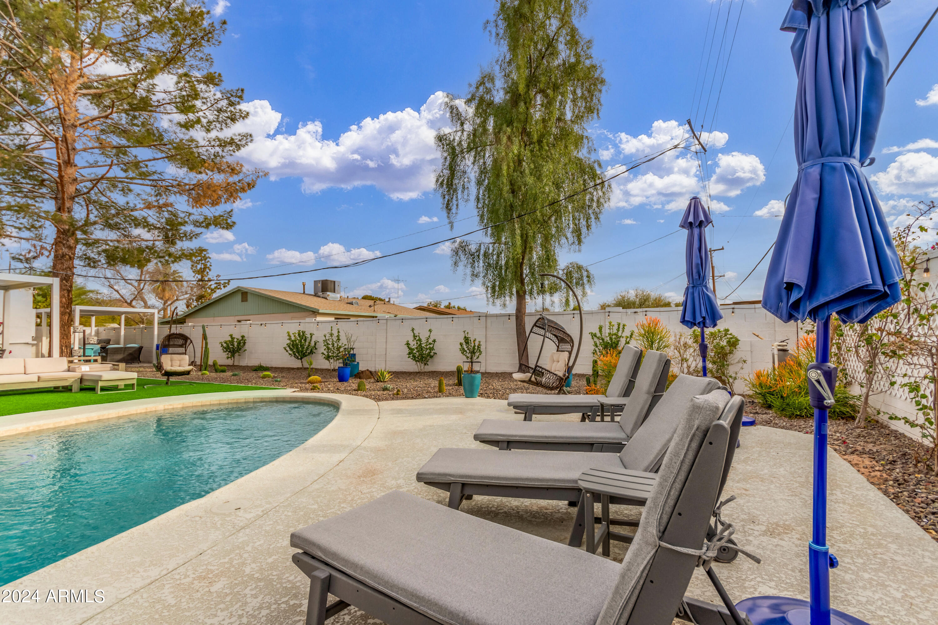 2514 N 49TH Place