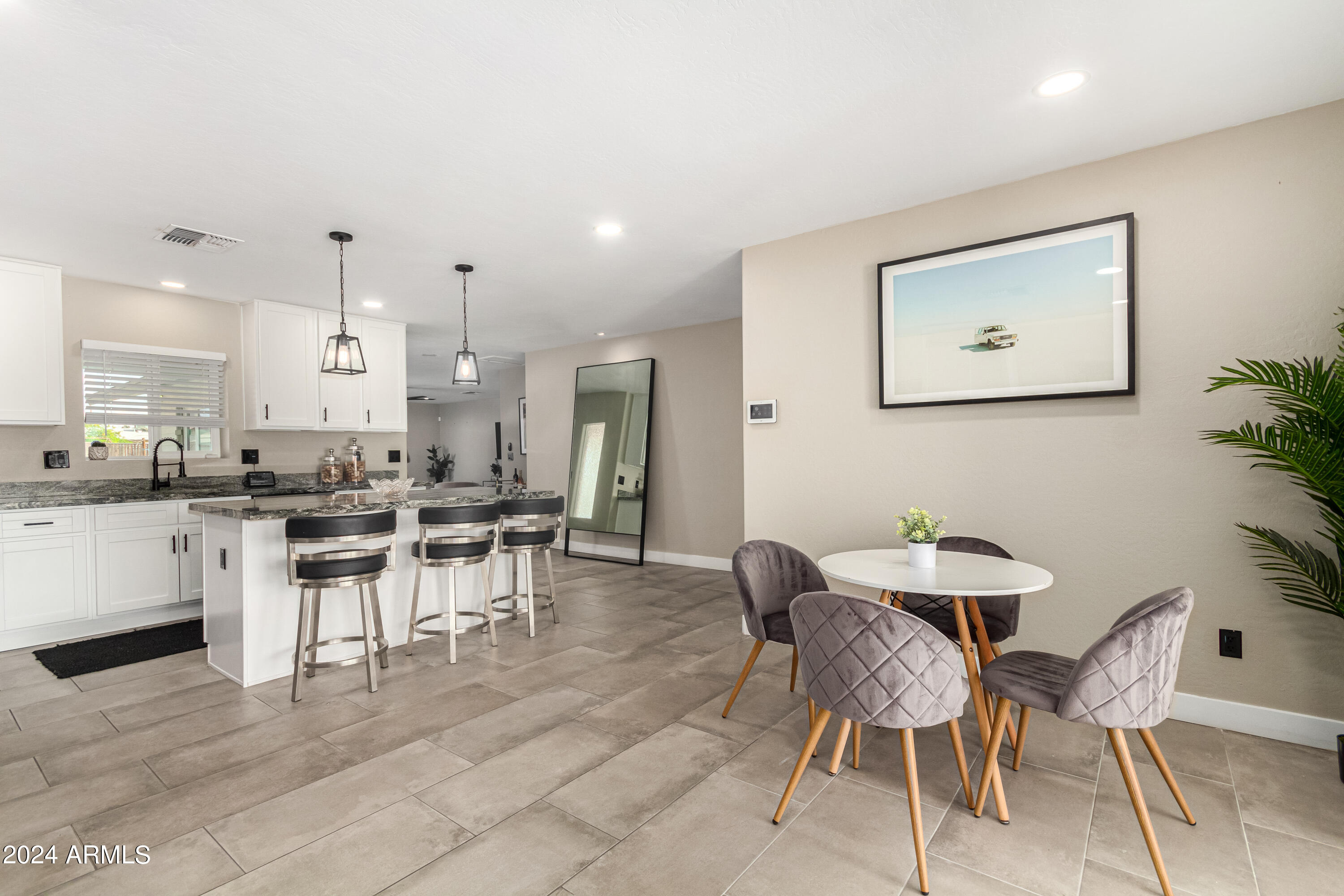2514 N 49TH Place