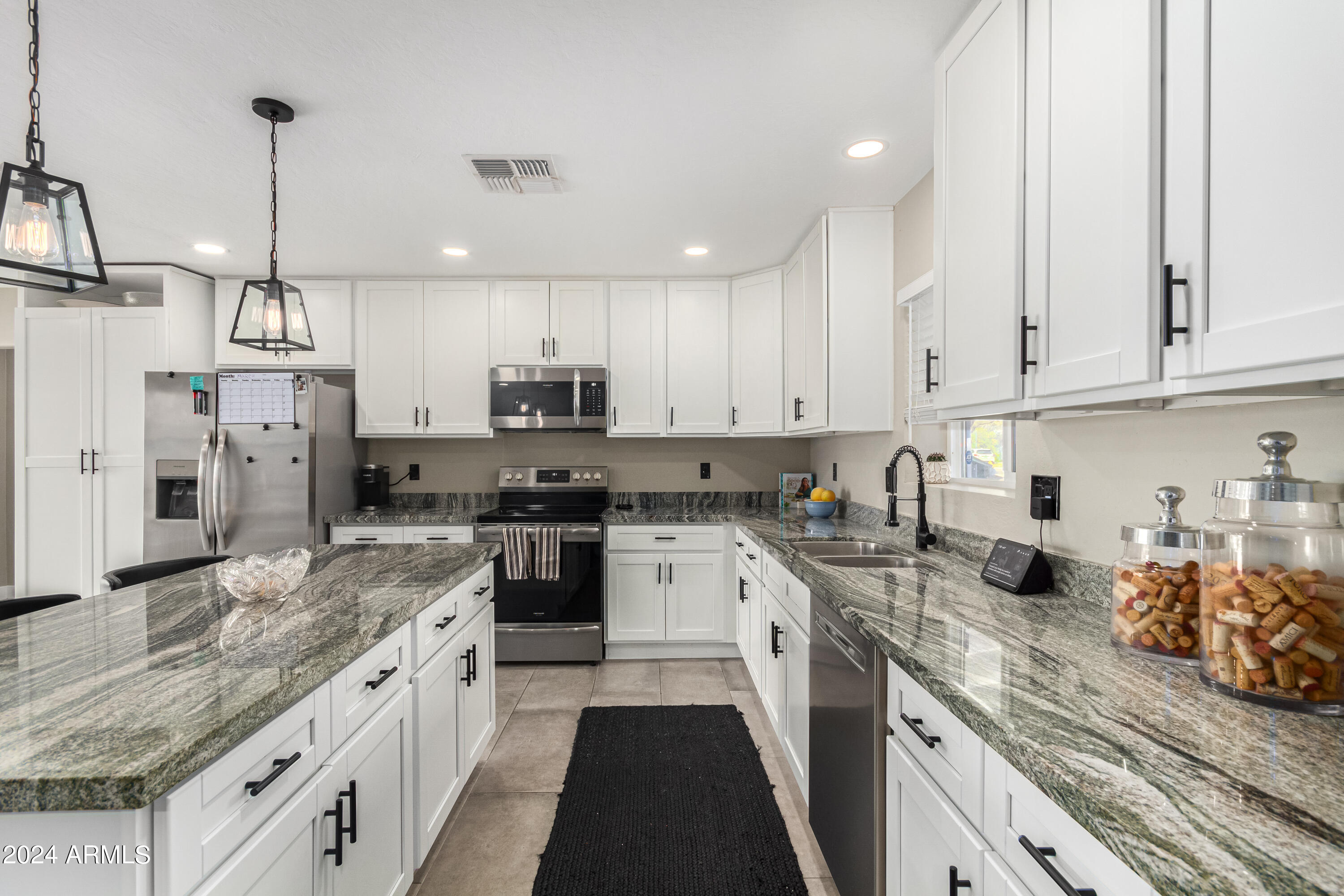 2514 N 49TH Place